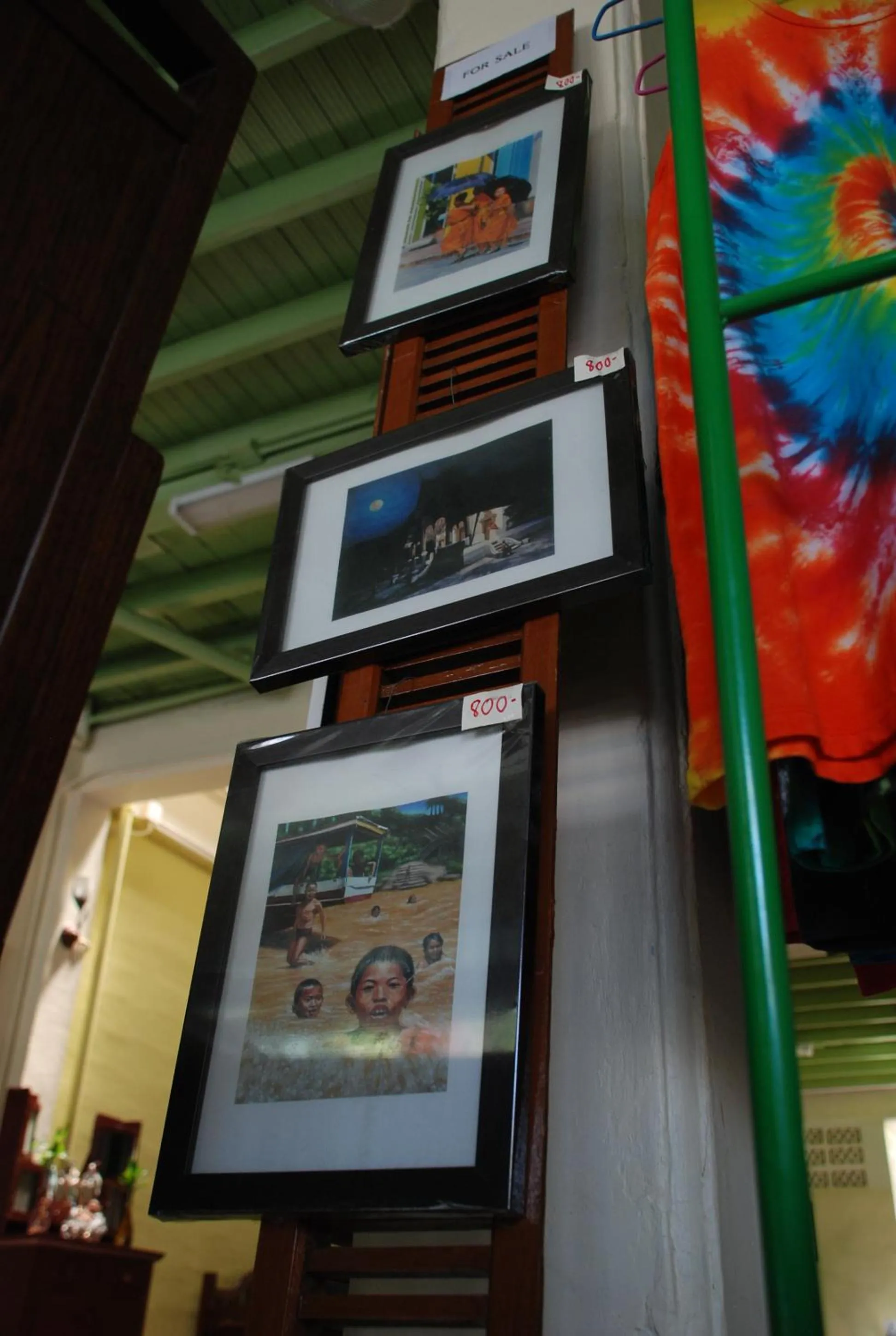 Communal lounge/ TV room in Thaweesuk Heritage Homestay