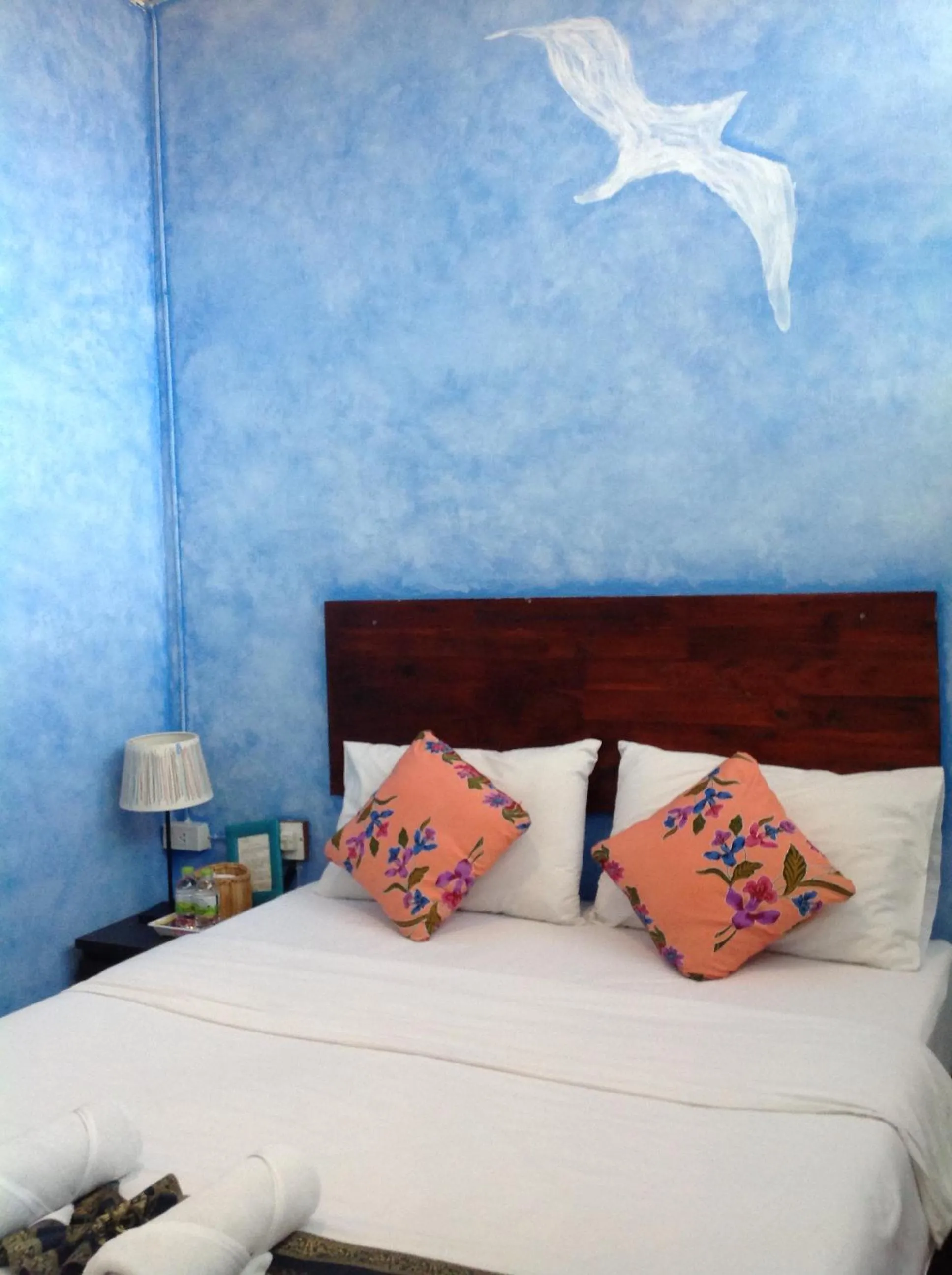 Bed in Thaweesuk Heritage Homestay