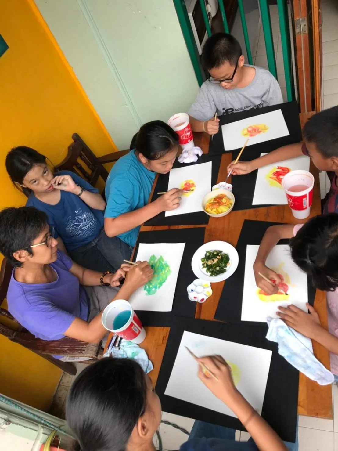 Patio in Thaweesuk Heritage Homestay