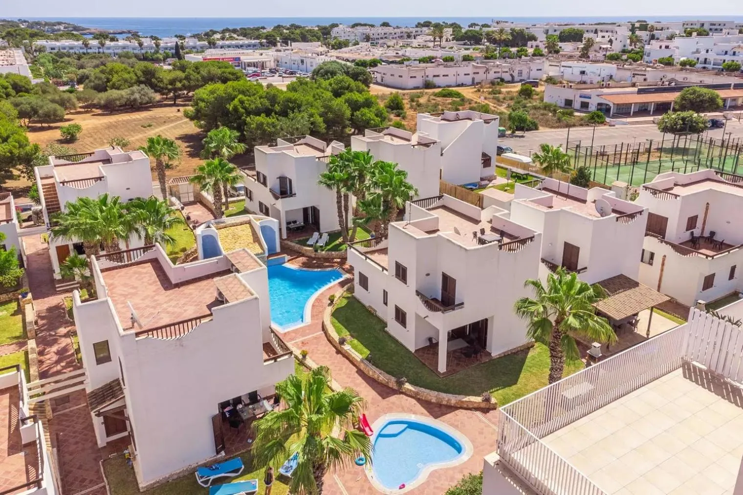 Property building in LA PERLA DE CALA DOR