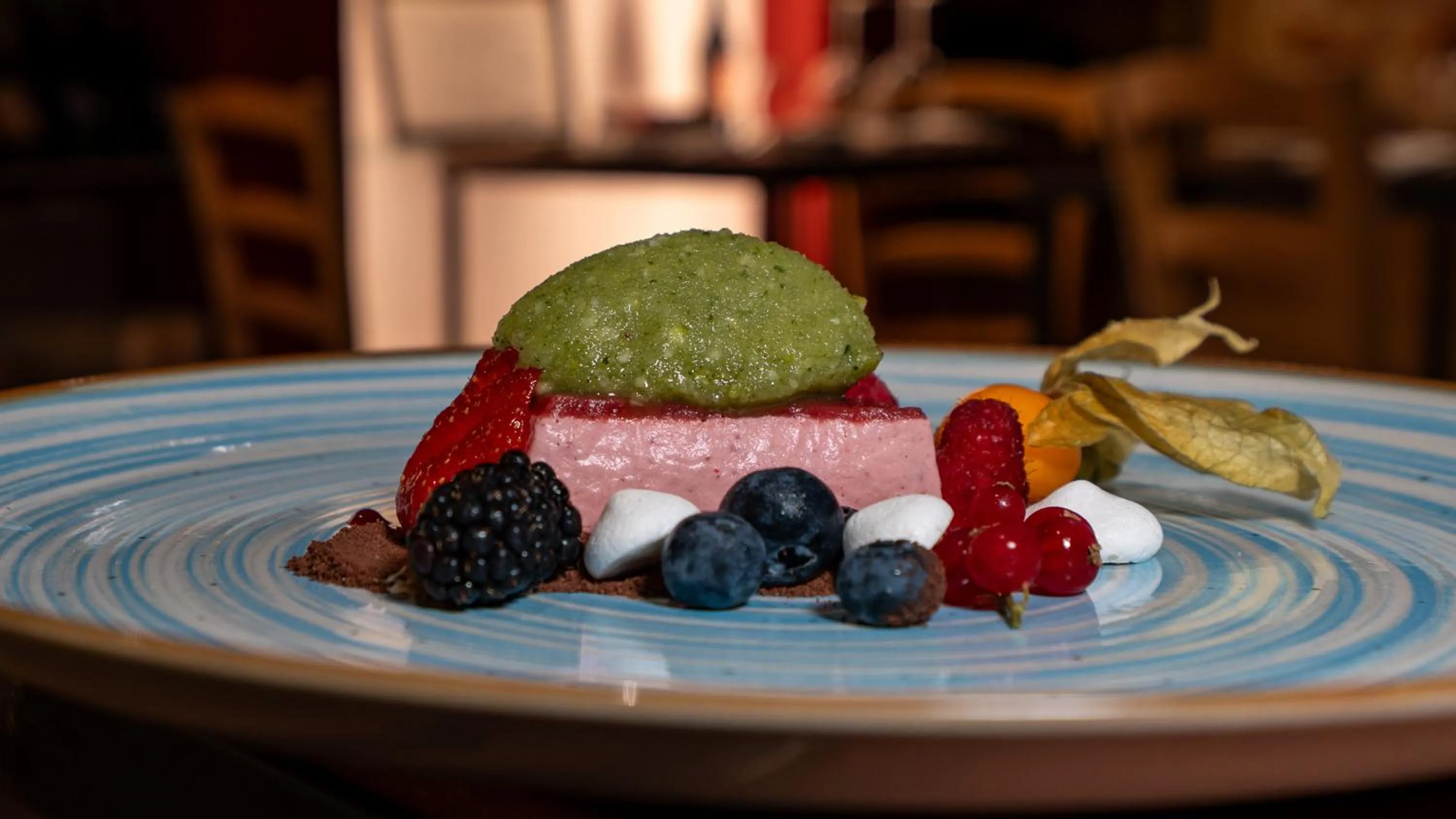 Restaurant/places to eat in Villa Balis Crema Verona Hills