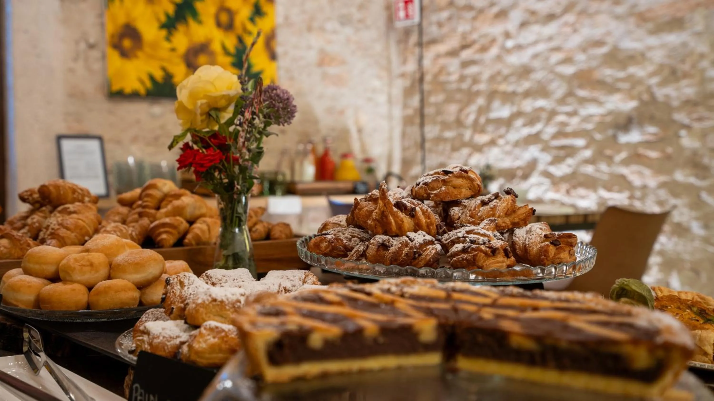 Breakfast in Villa Balis Crema Verona Hills