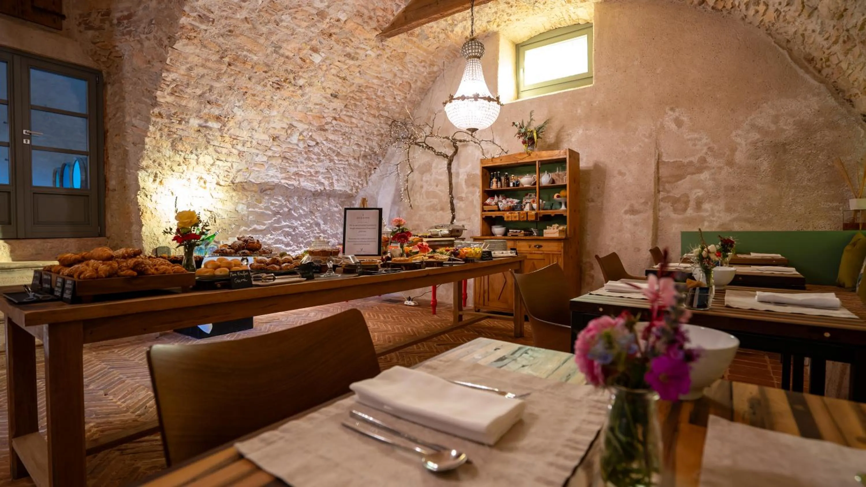 Breakfast in Villa Balis Crema Verona Hills