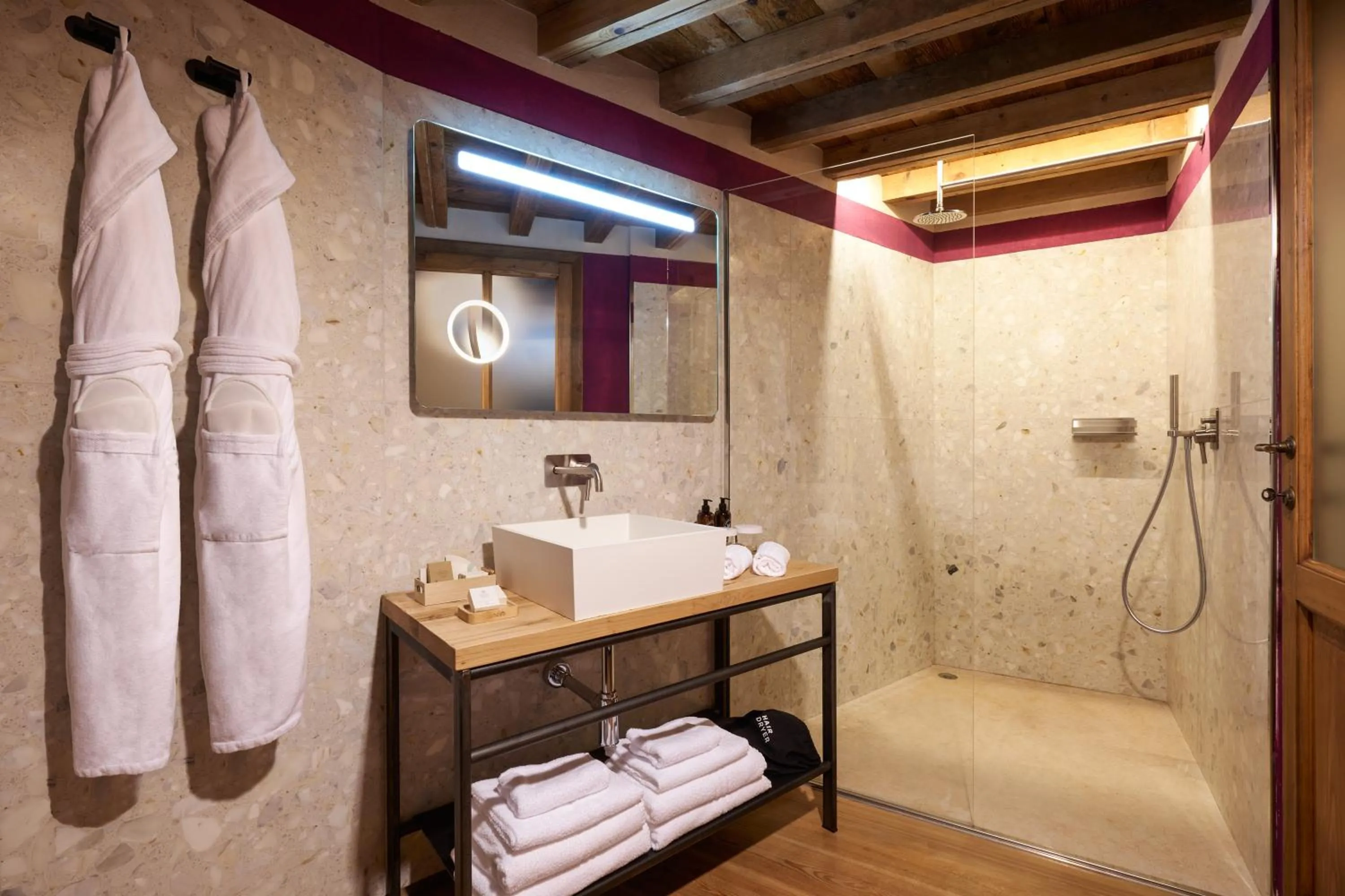 Bathroom in Villa Balis Crema Verona Hills