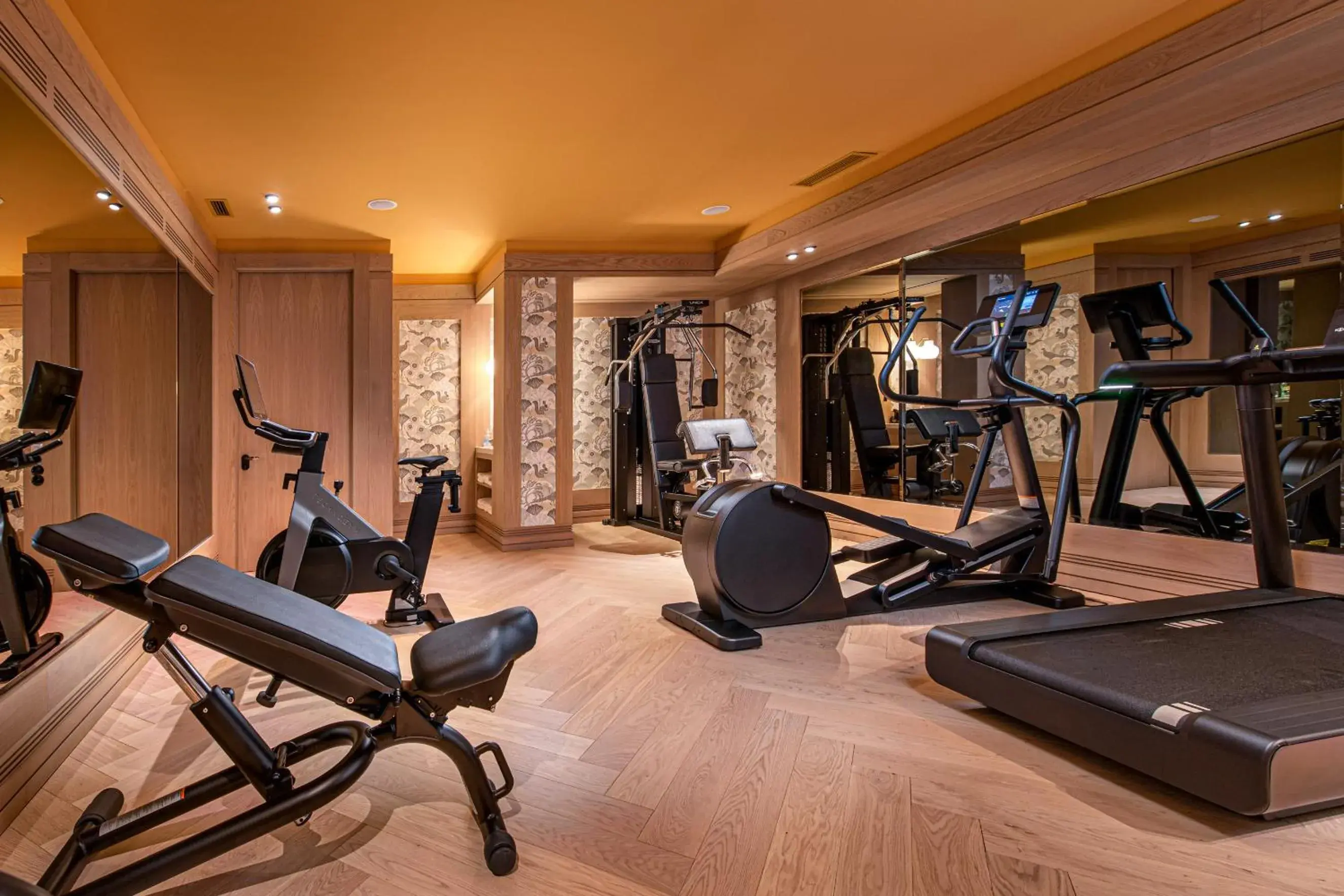 Fitness centre/facilities in The Editory Boulevard Aliados Hotel - Preferred Hotels Fitness centre/facilities in The Editory Boulevard Aliados Hotel - Preferred Hotels