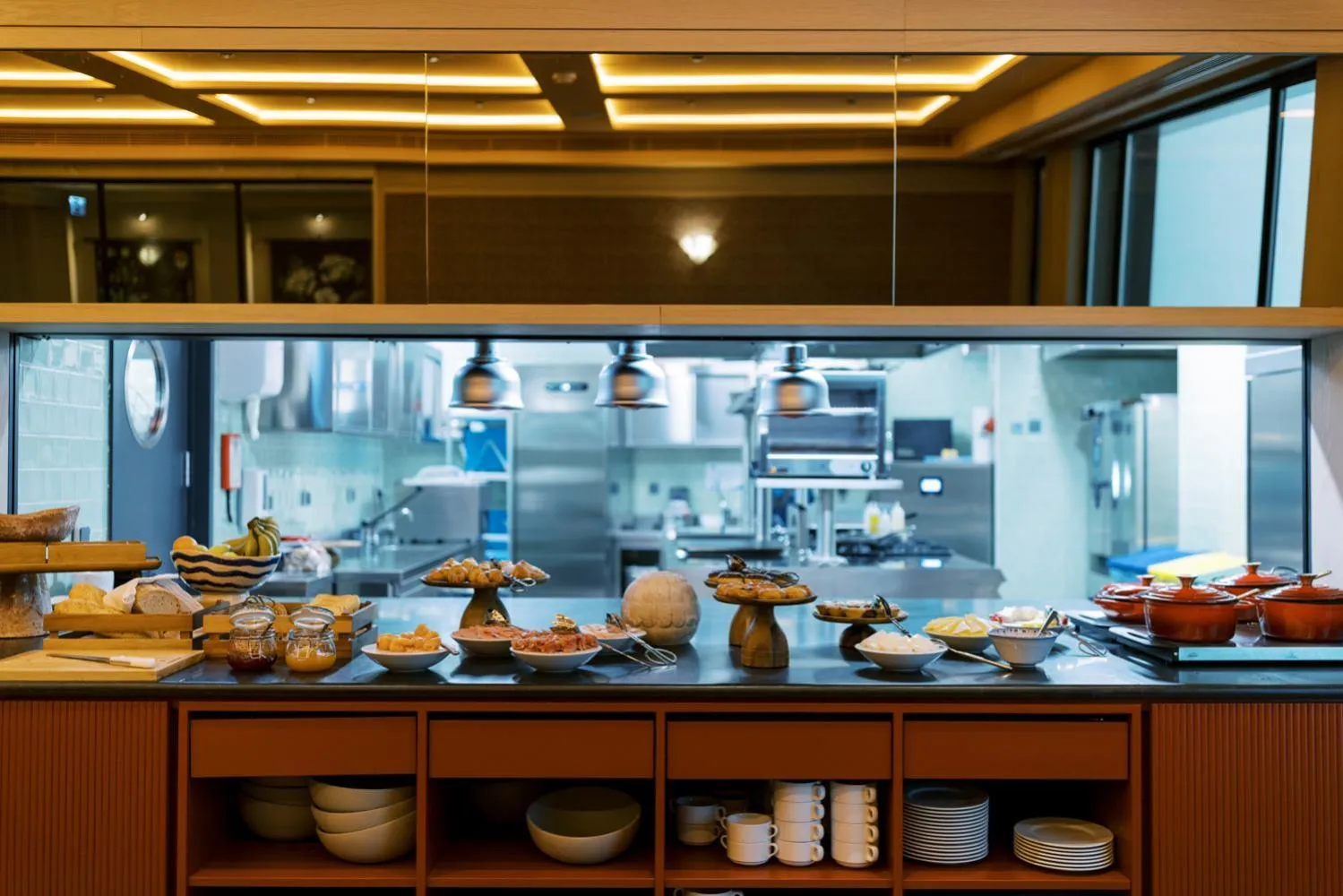 Breakfast in The Editory Boulevard Aliados Hotel - Preferred Hotels