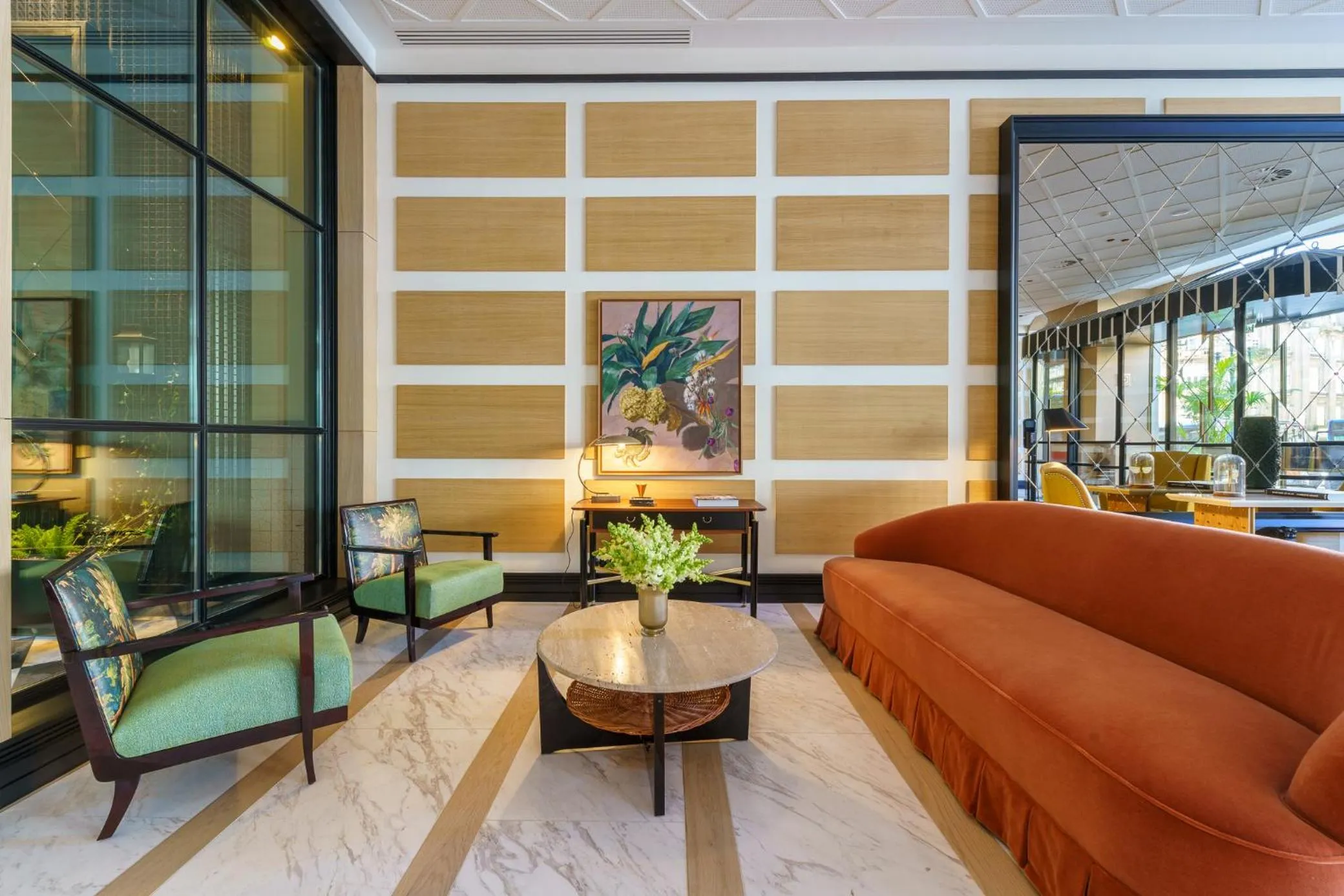 Lobby or reception in The Editory Boulevard Aliados Hotel - Preferred Hotels