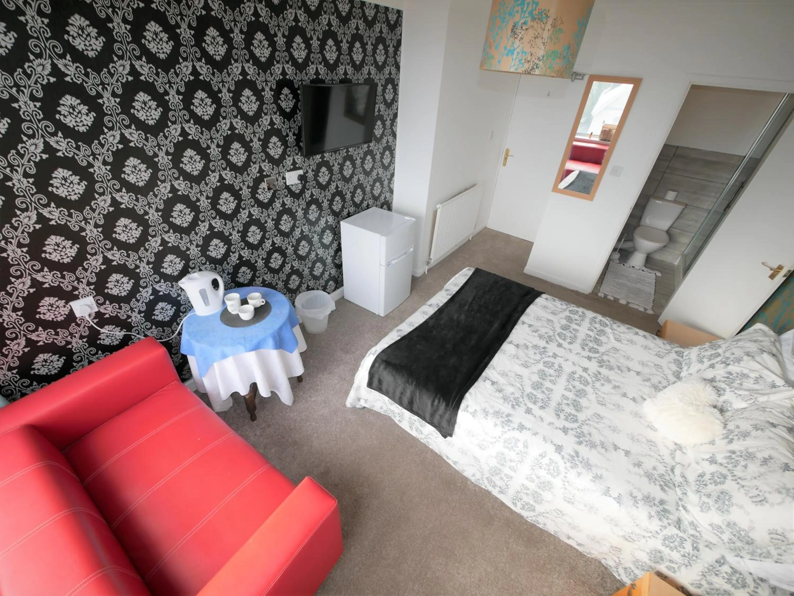 Bed in Bourne Hall Hotel