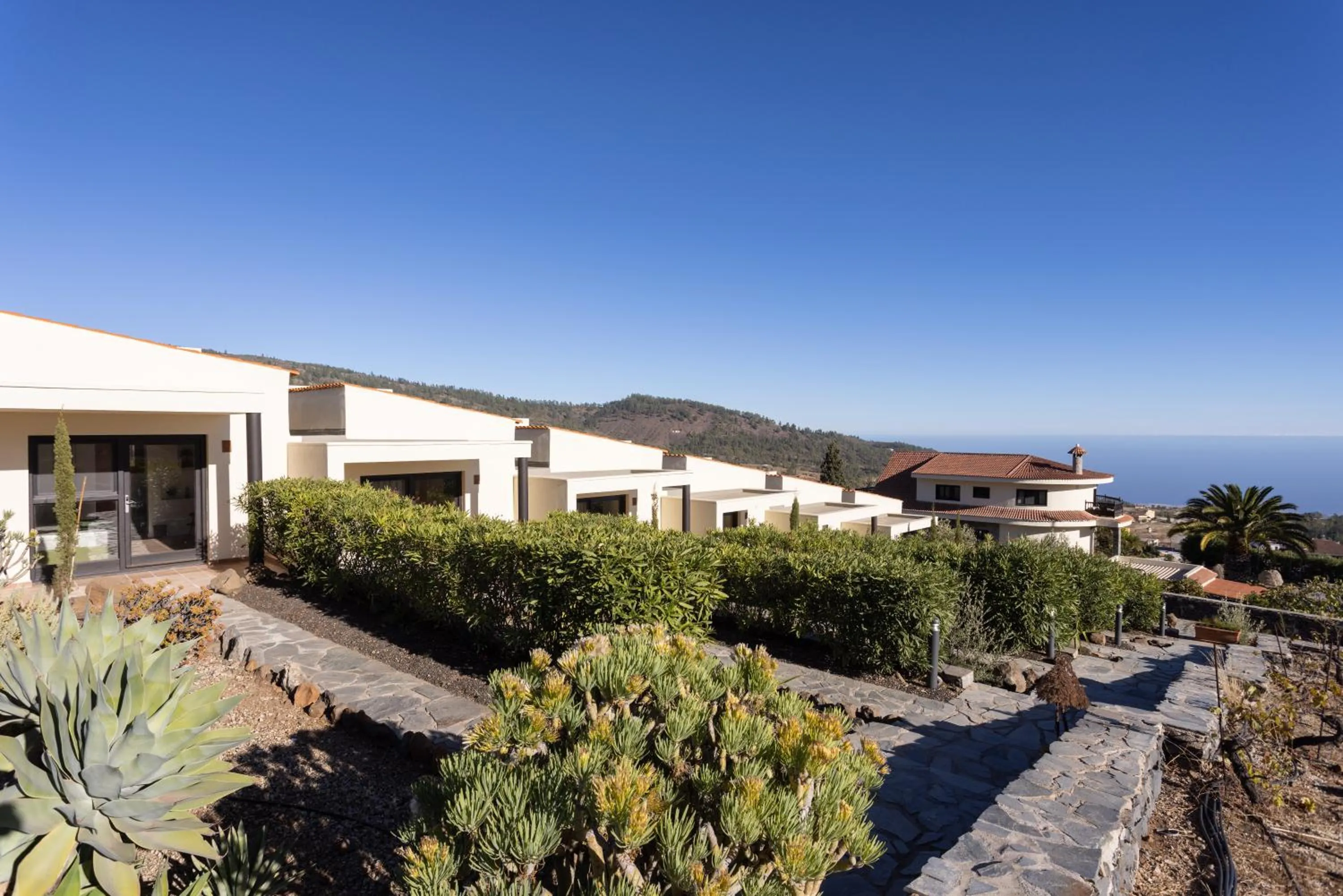 Property building in Hotel Alta Montaña