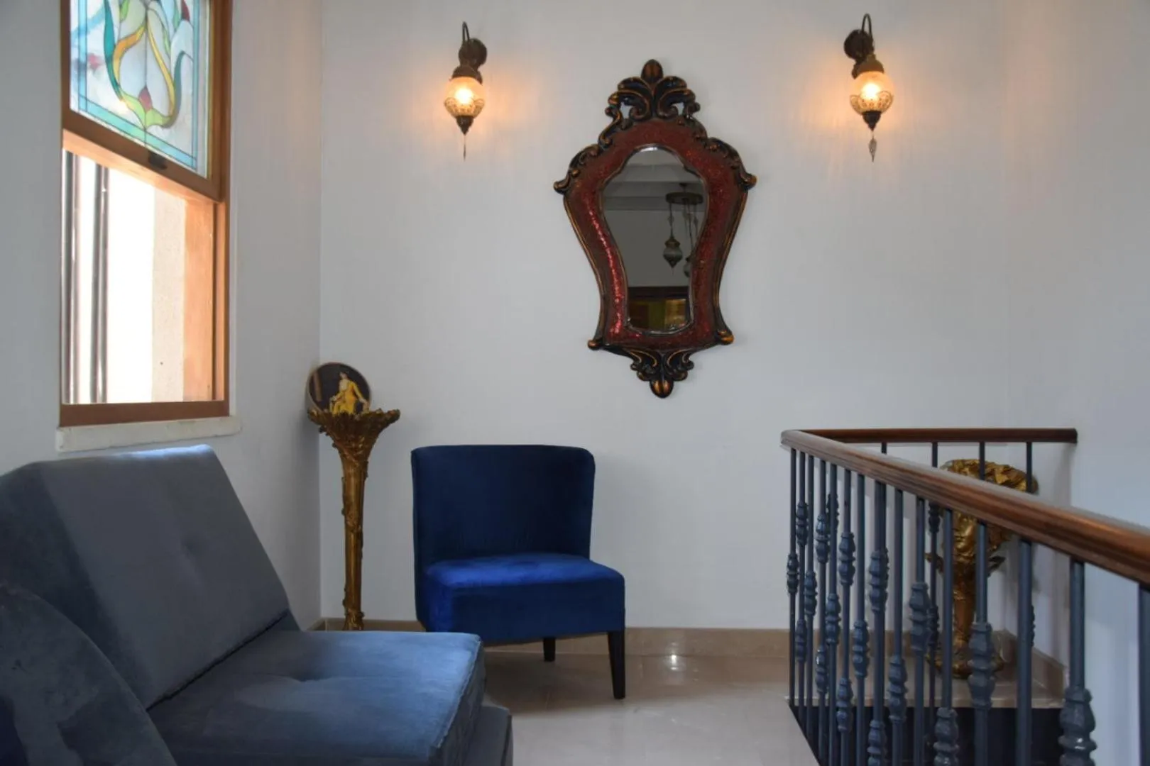 Seating area in Sirin Han Hotel Old City