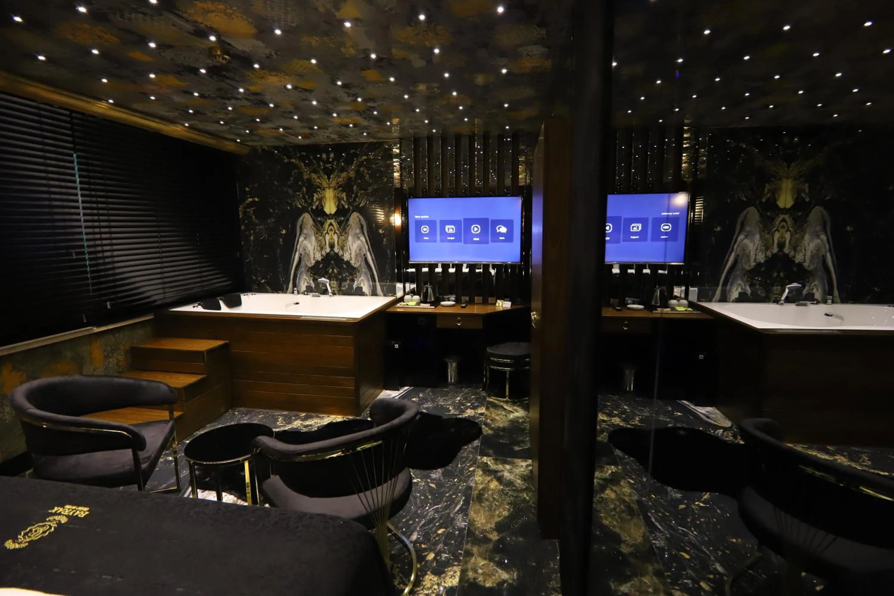 TV and multimedia in Bayrak Grand Hotel