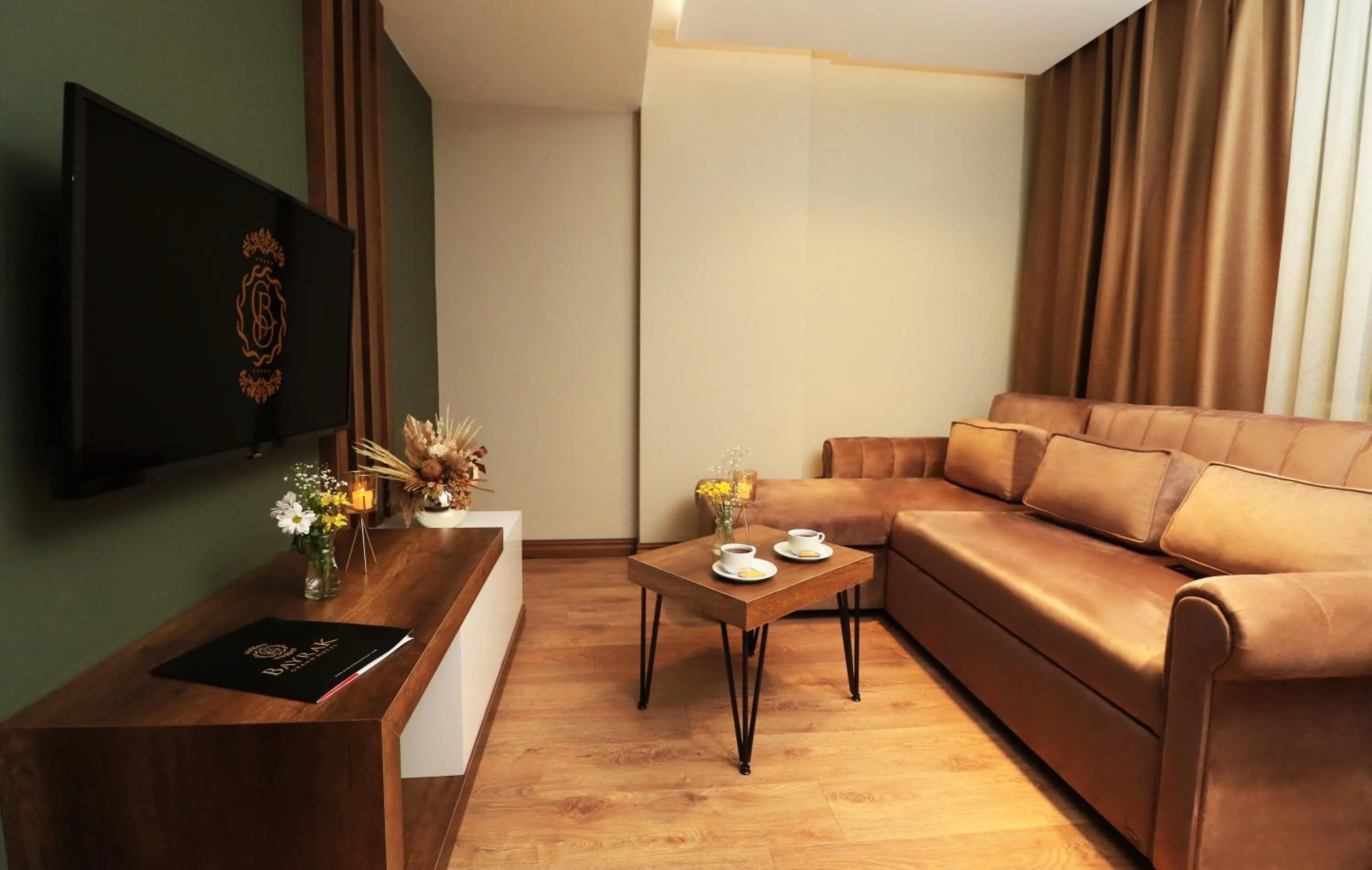 Living room in Bayrak Grand Hotel