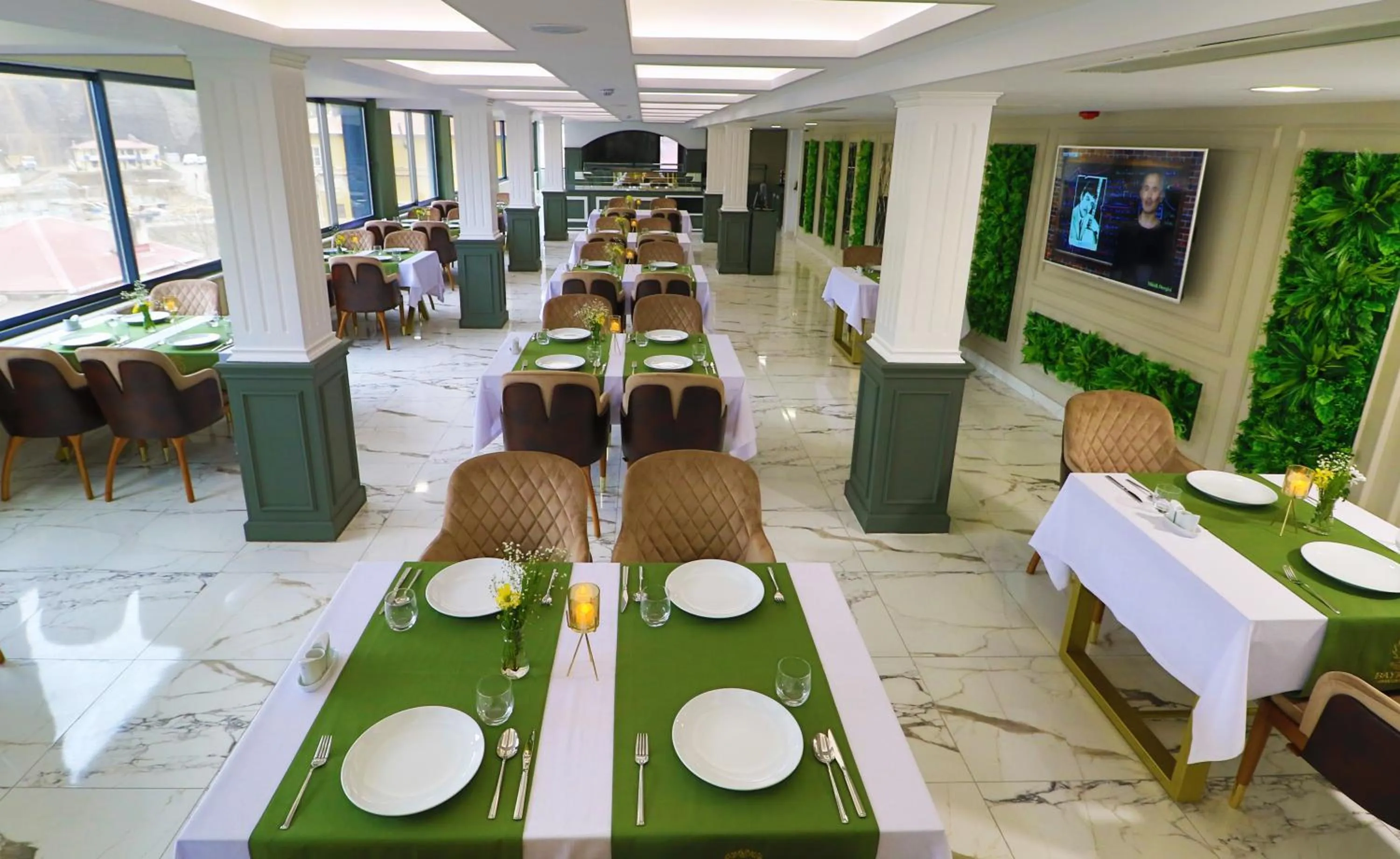 Restaurant/places to eat in Bayrak Grand Hotel