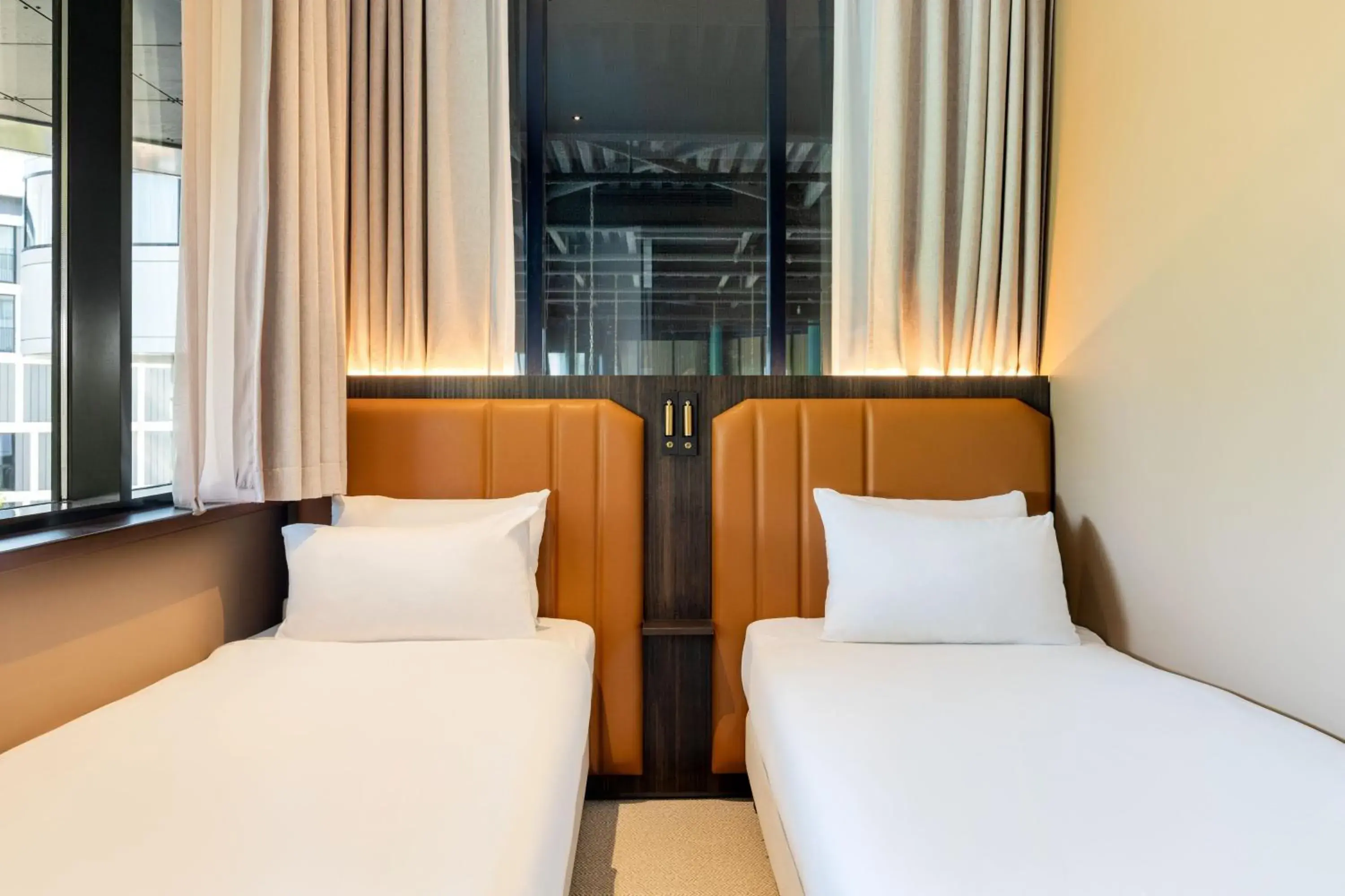 Photo of the whole room, Bed in Corendon Amsterdam Schiphol Airport, a Tribute Portfolio Hotel Photo of the whole room, Bed in Corendon Amsterdam Schiphol Airport, a Tribute Portfolio Hotel