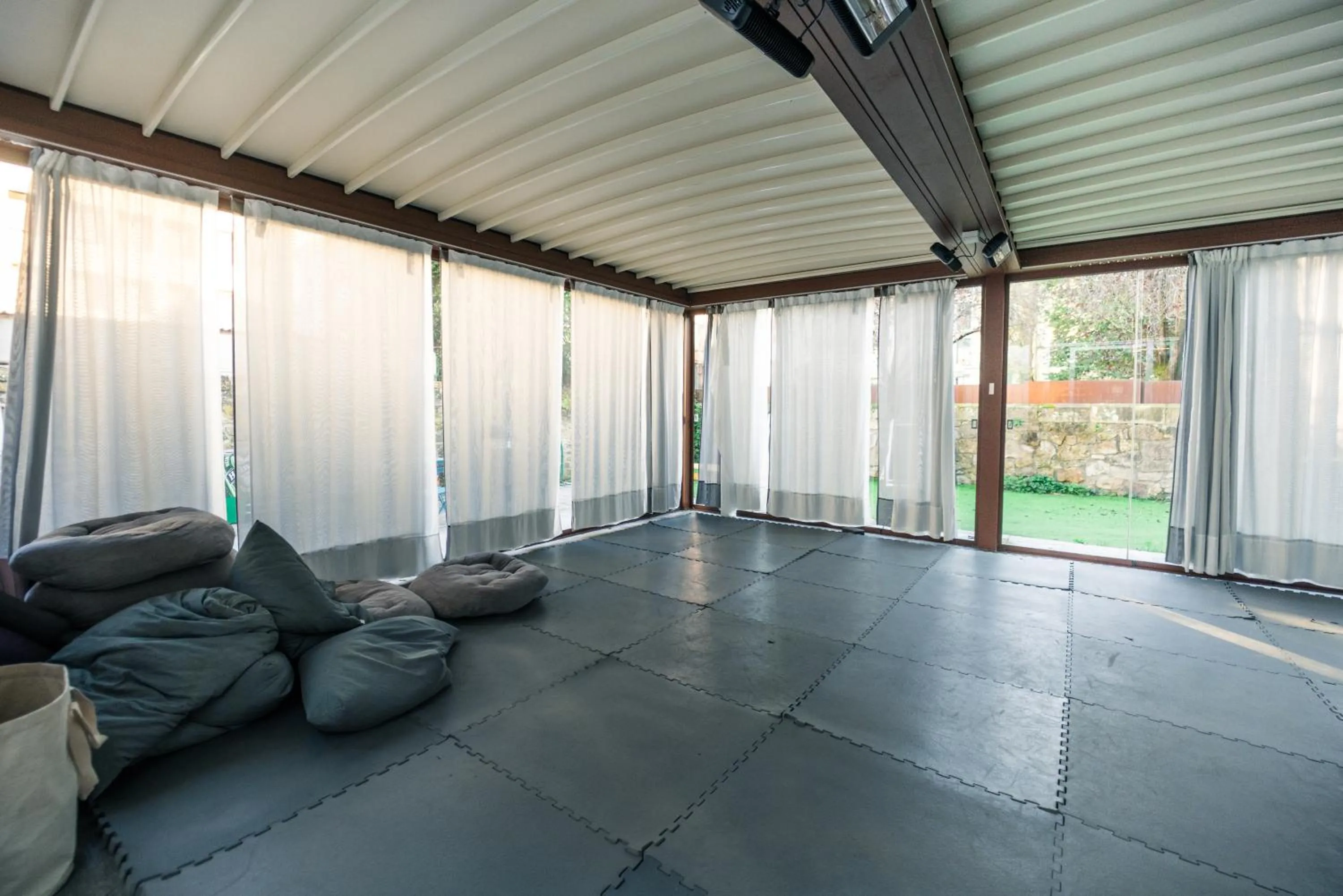 Patio in Zarautz Surf House