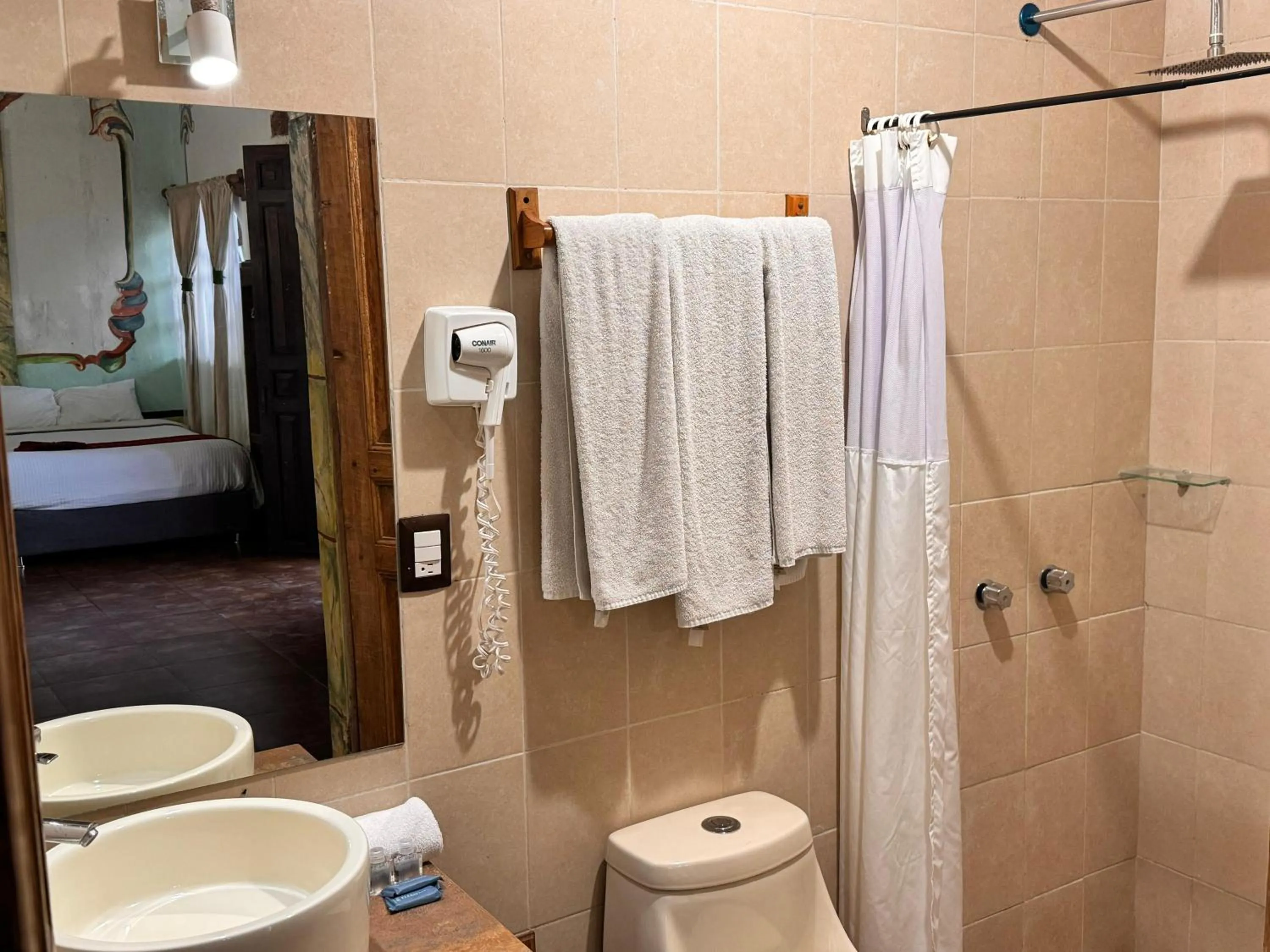 Bathroom in Hotel La Capilla