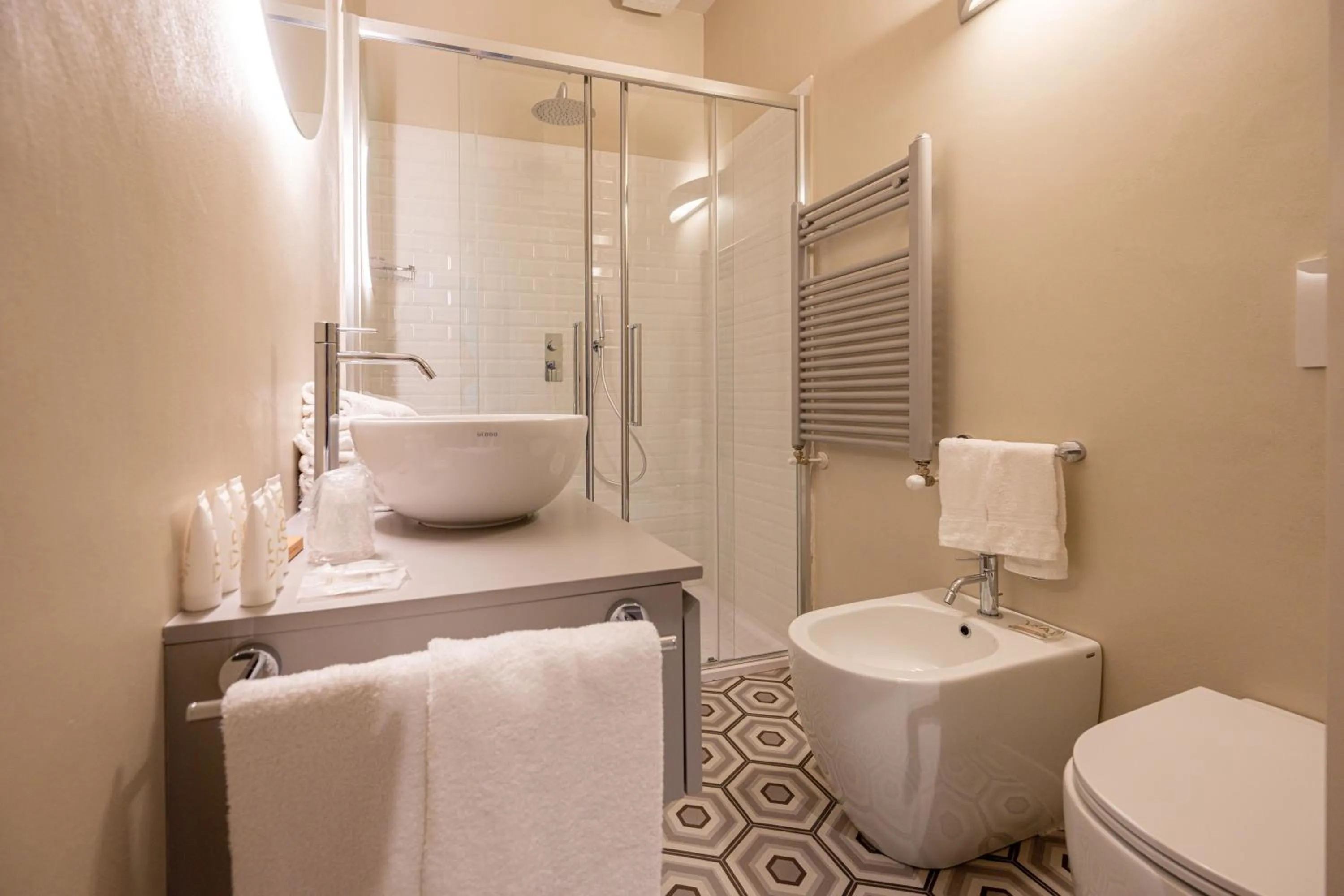 Bathroom in Palazzo Viviani - Castello di Montegridolfo