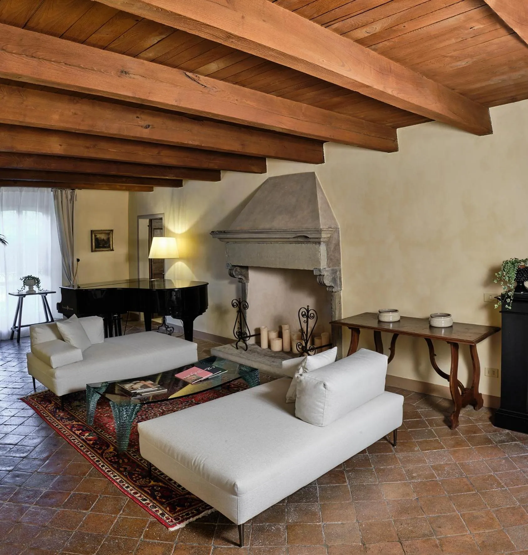 Lobby or reception, Bed in Palazzo Viviani - Castello di Montegridolfo