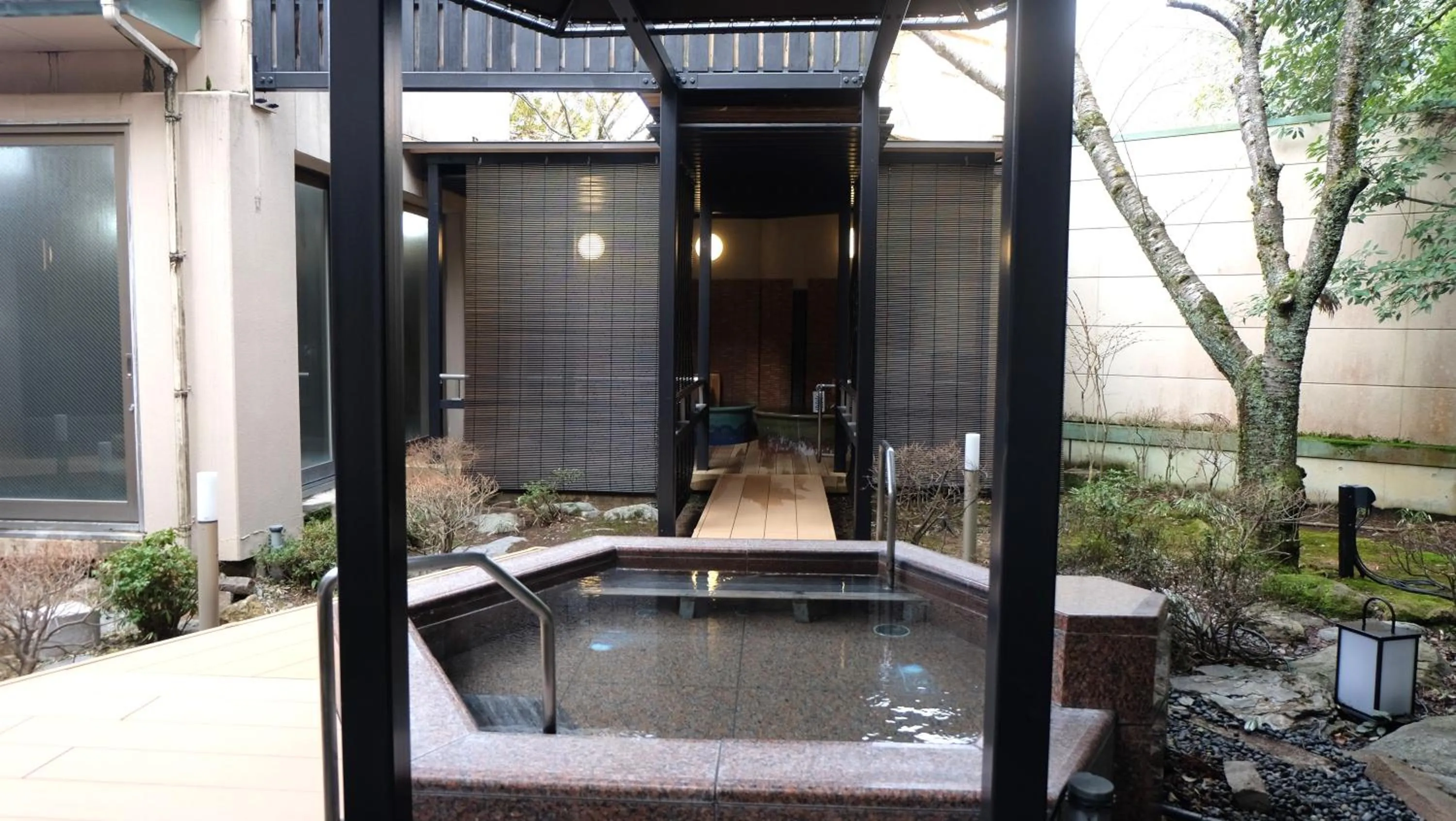 Hot Spring Bath in Manten no Tsujinoya
