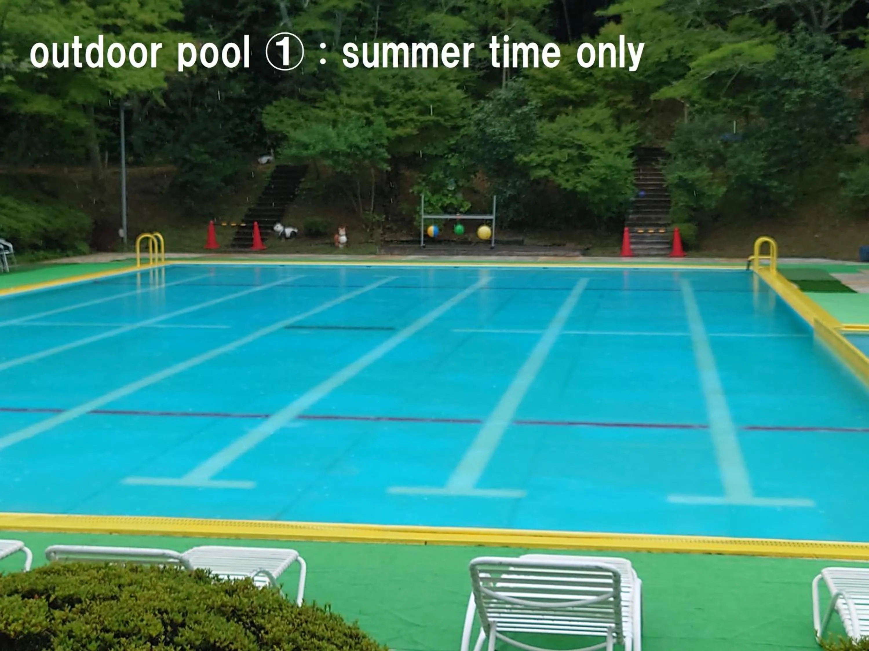 Pool view in Manten no Tsujinoya