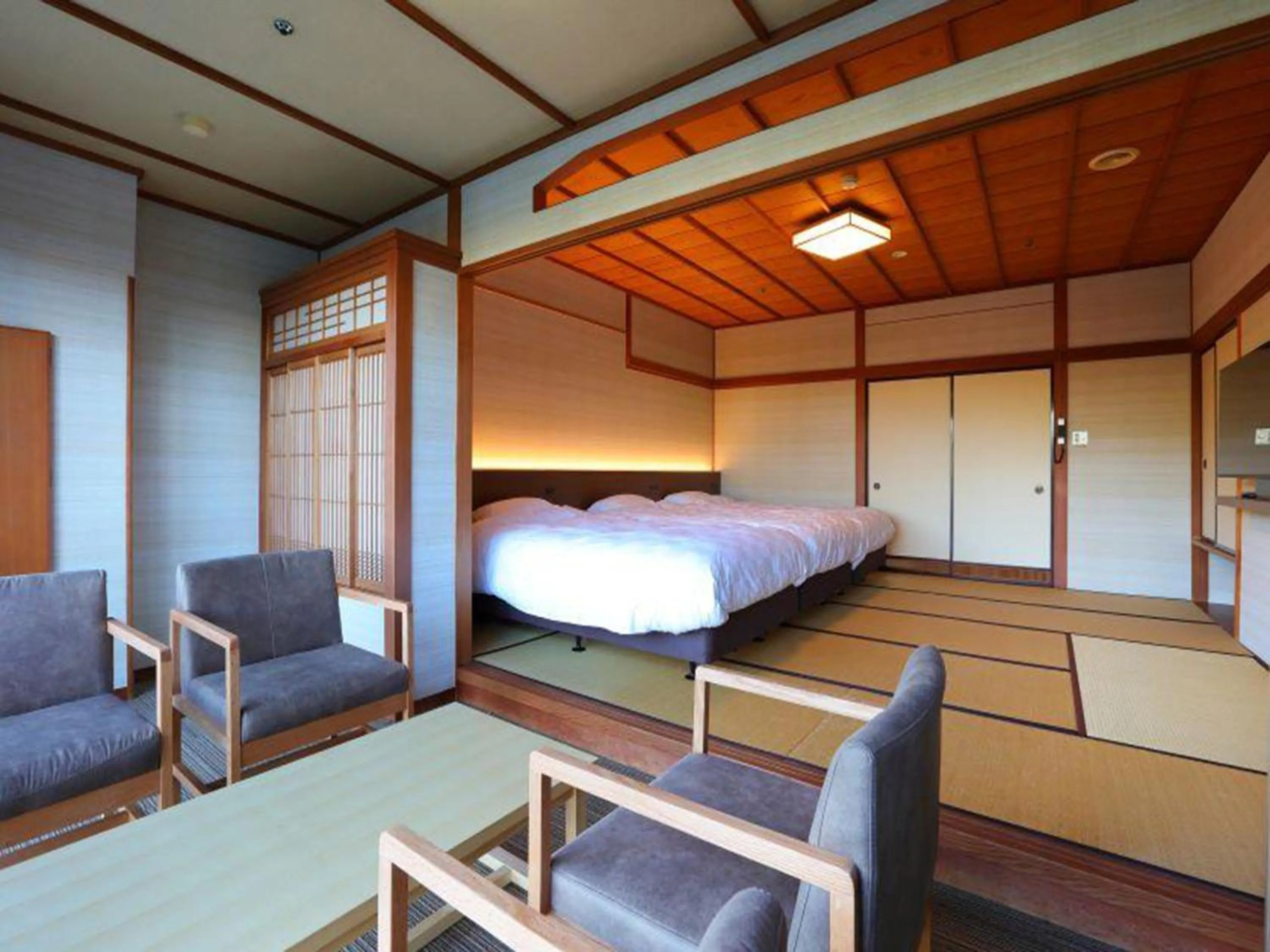 Photo of the whole room, Bed in Manten no Tsujinoya