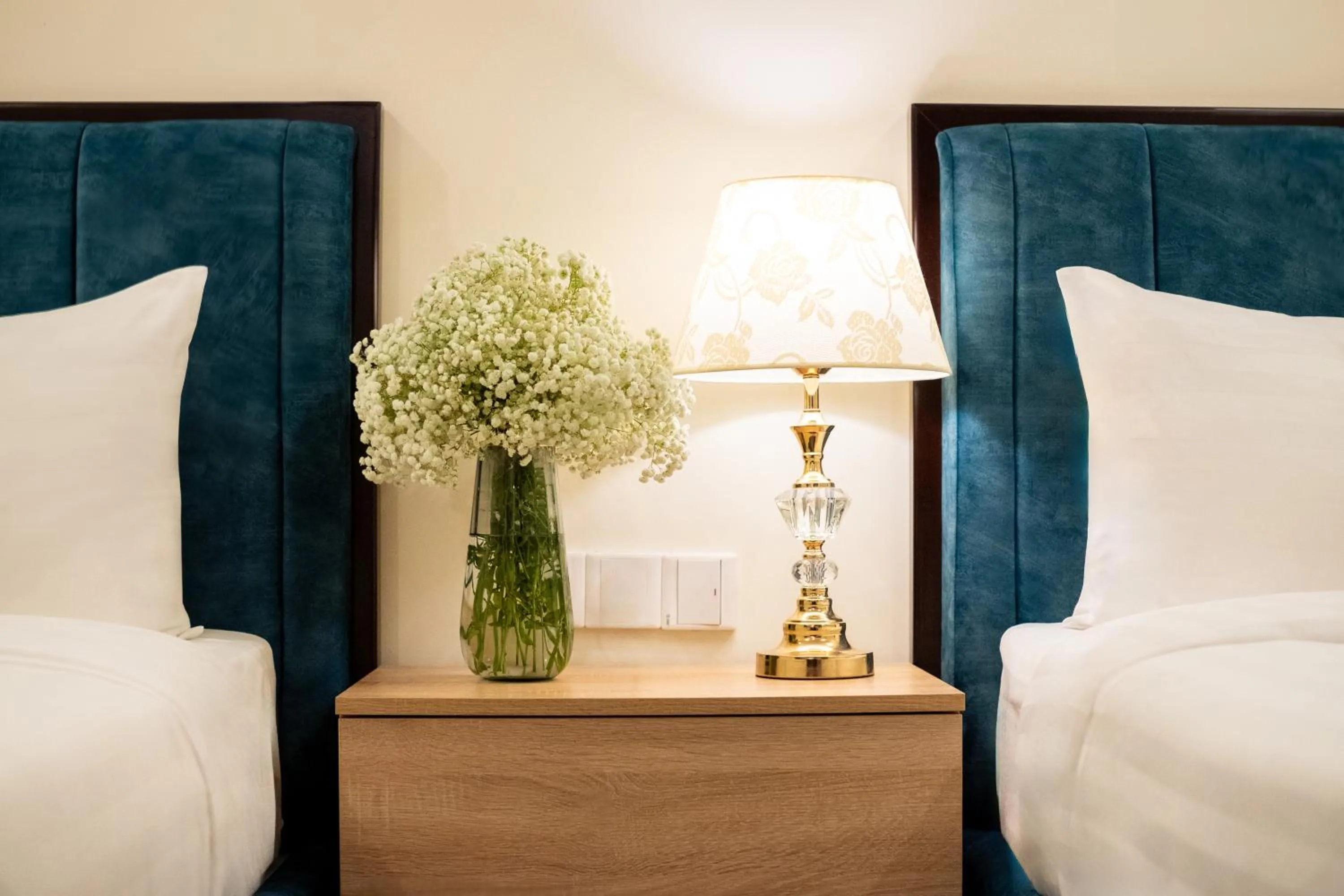 Bedroom, Bed in SANDALS FLORA HOTEL