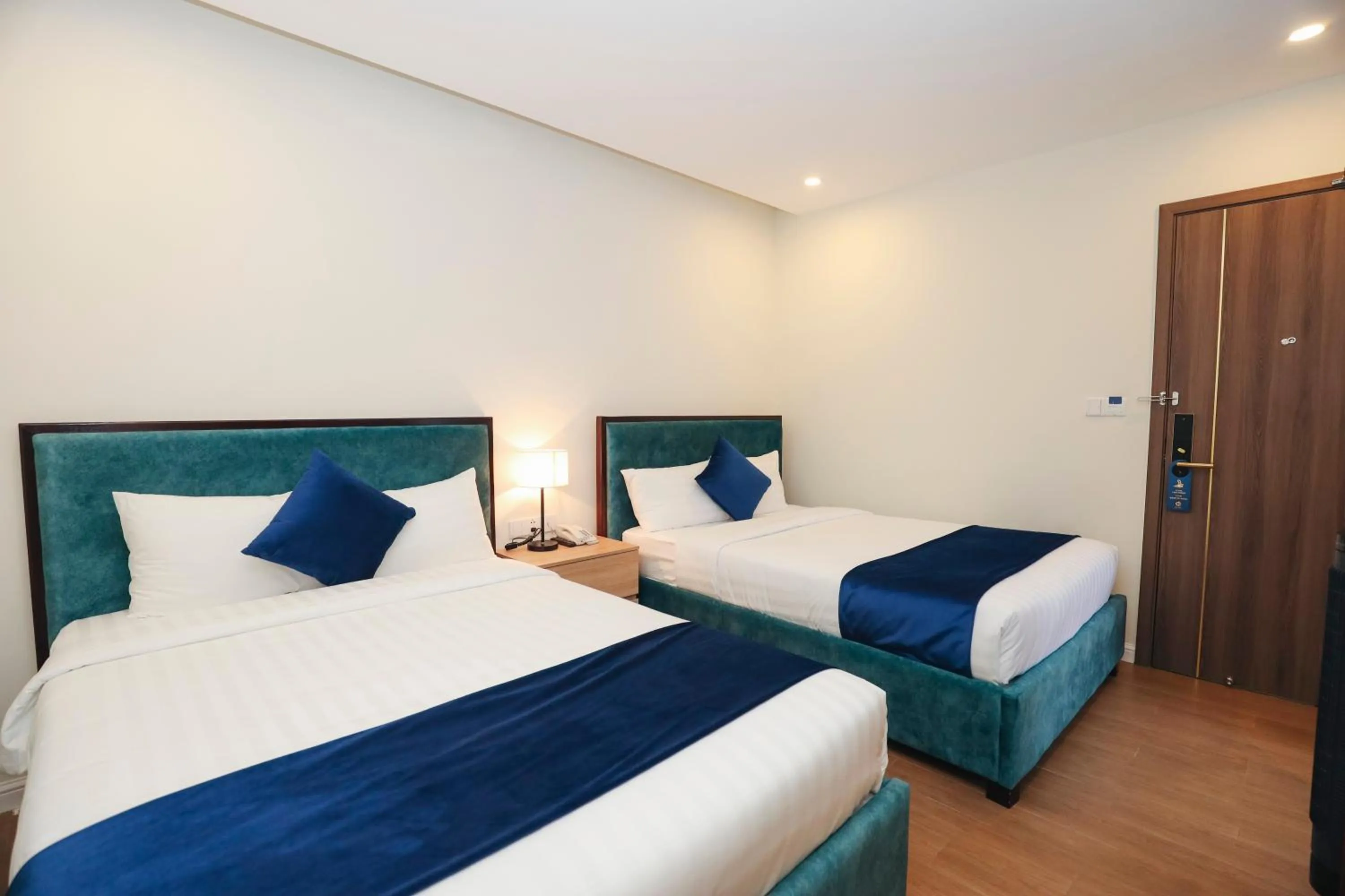 Bed in SANDALS FLORA HOTEL