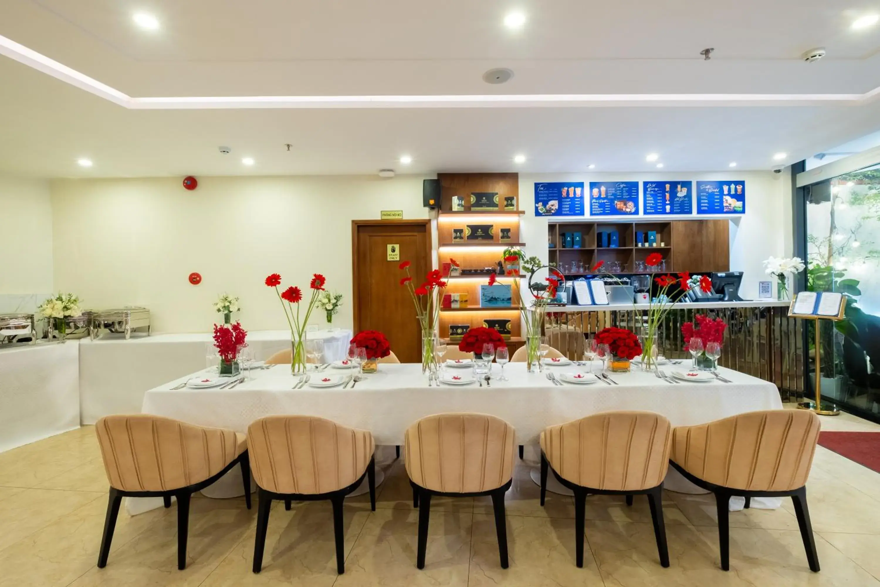 Restaurant/places to eat in SANDALS FLORA HOTEL Restaurant/places to eat in SANDALS FLORA HOTEL