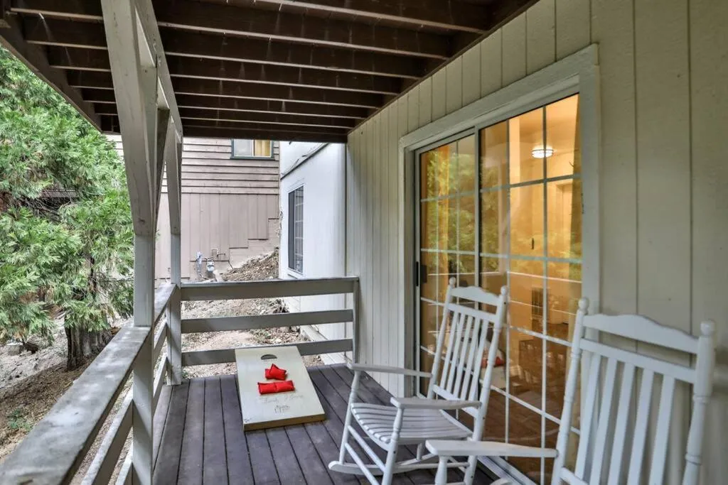 Lake house Cabin - Lake Arrowhead