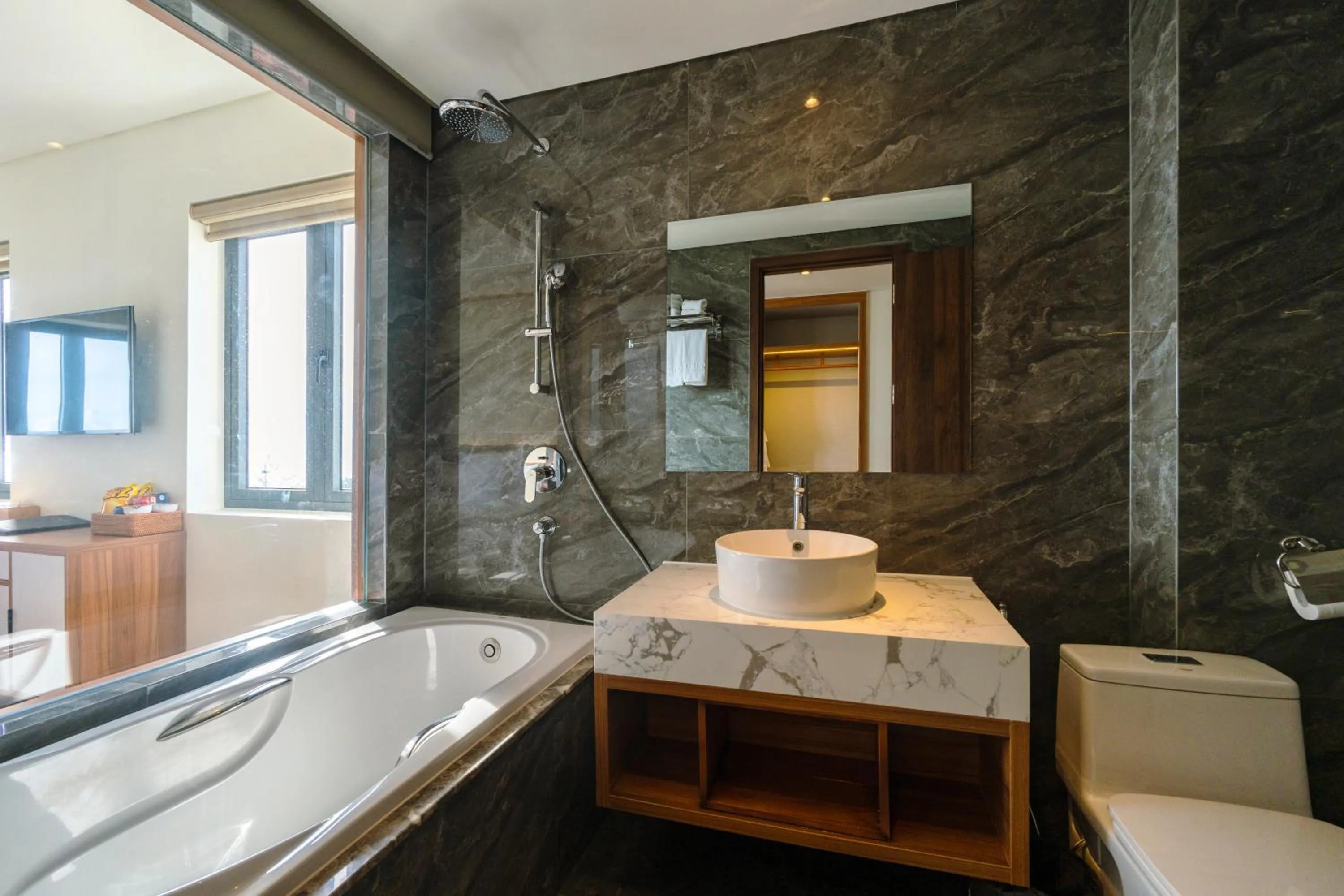 Bathroom in The Tahiti Beach Hotel