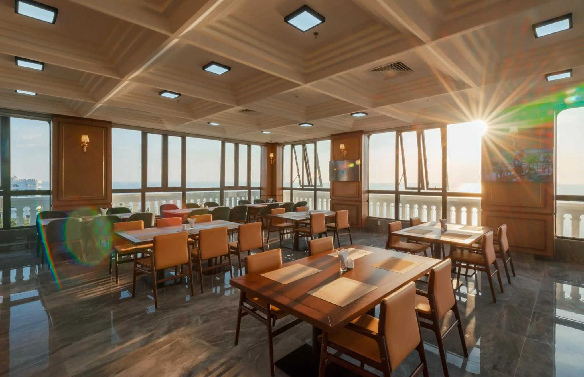 Restaurant/places to eat in The Tahiti Beach Hotel