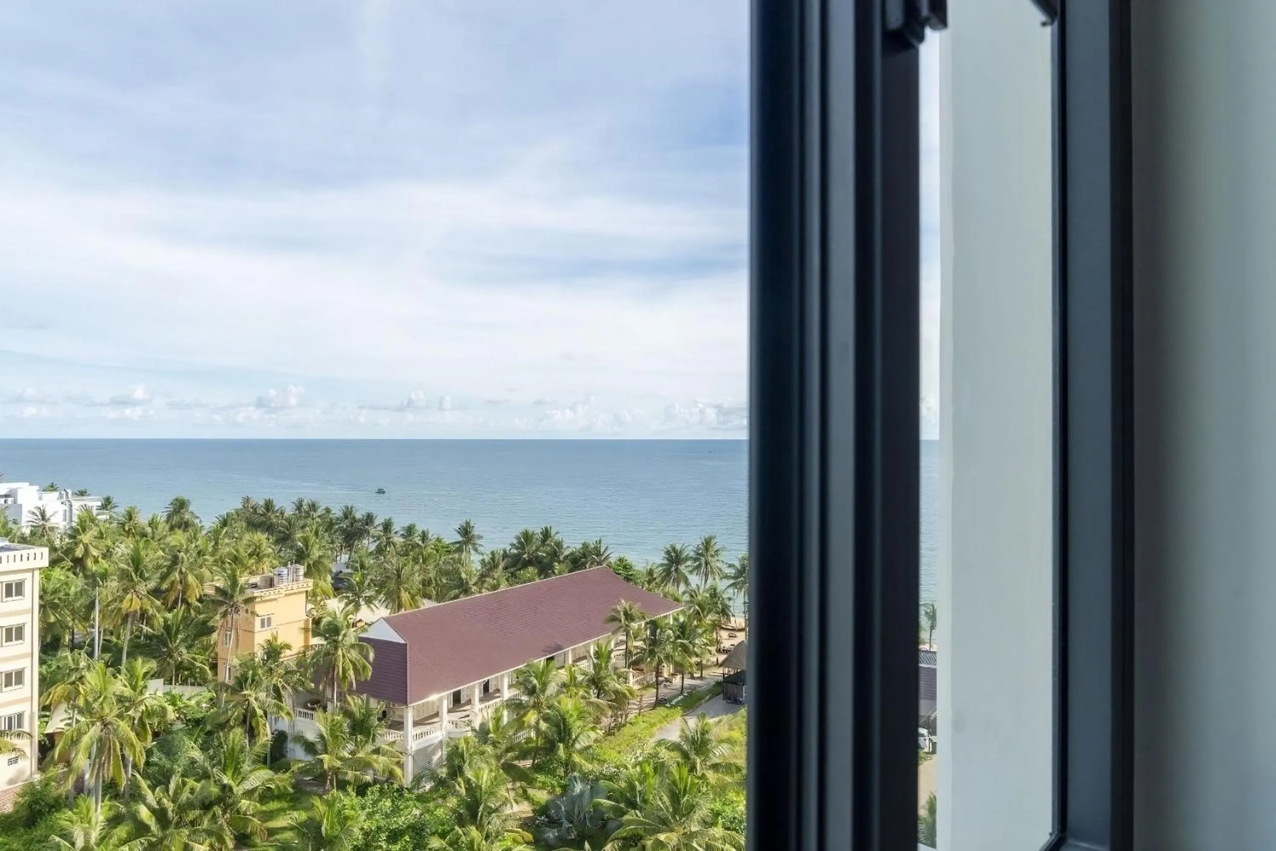 Sea view in The Tahiti Beach Hotel