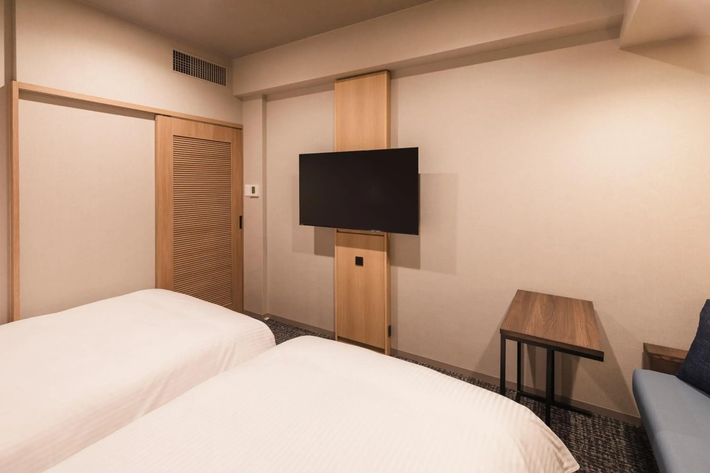 Photo of the whole room, Bed in Sotetsu Grand Fresa Takadanobaba Photo of the whole room, Bed in Sotetsu Grand Fresa Takadanobaba