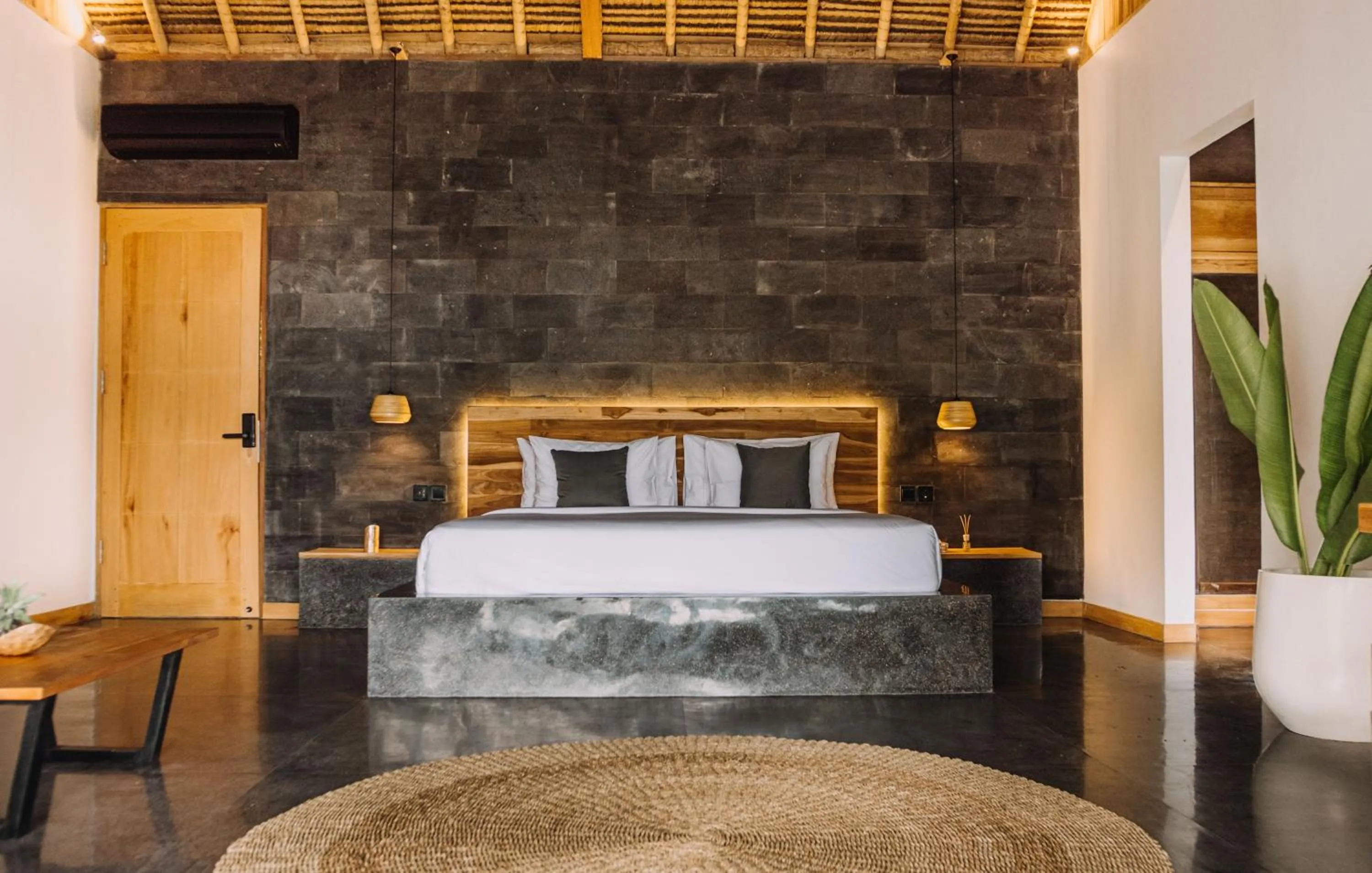 Photo of the whole room, Bed in Neano Escape