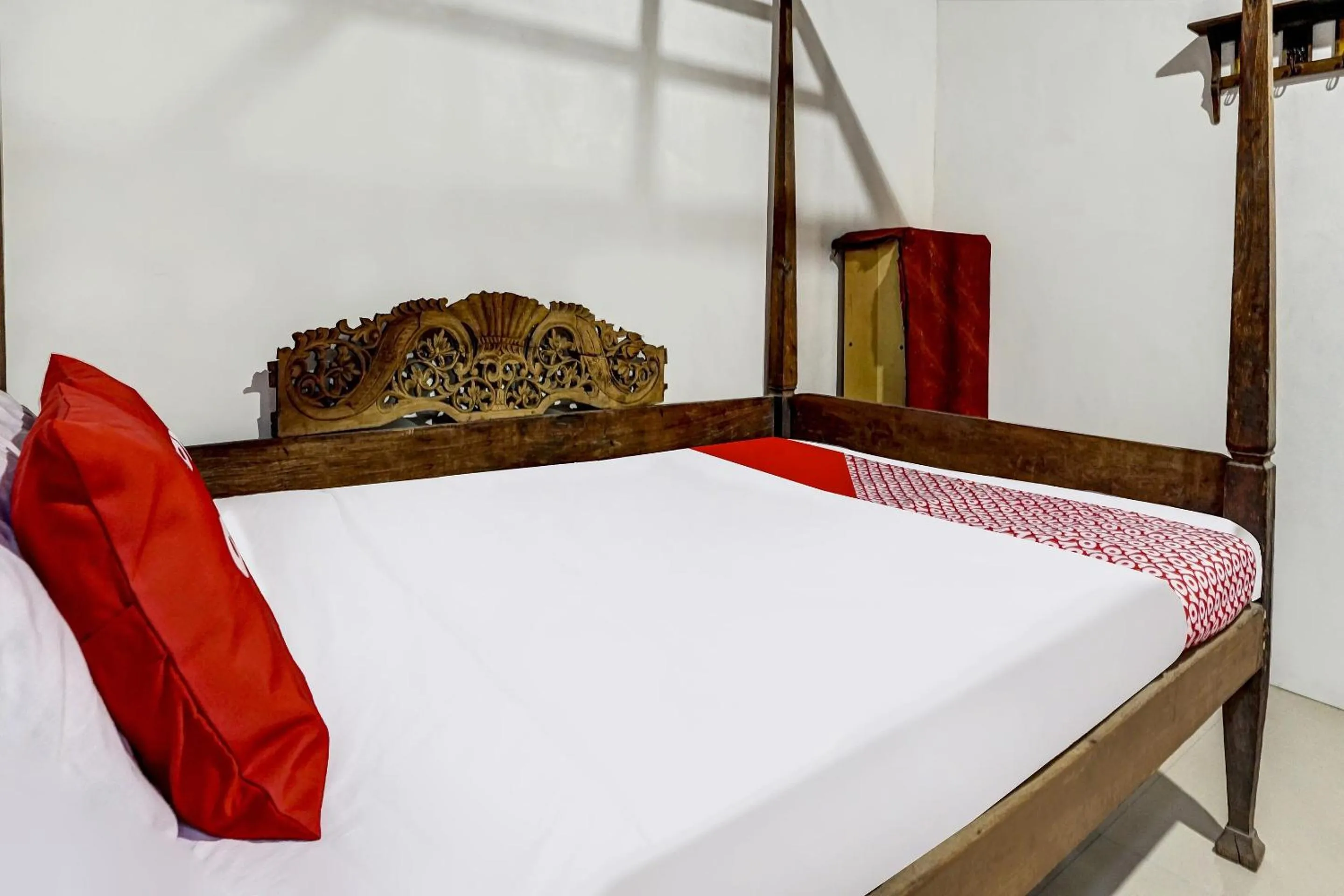 Bedroom, Bed in Hotel O Desa Wisata Kampung Majapahit