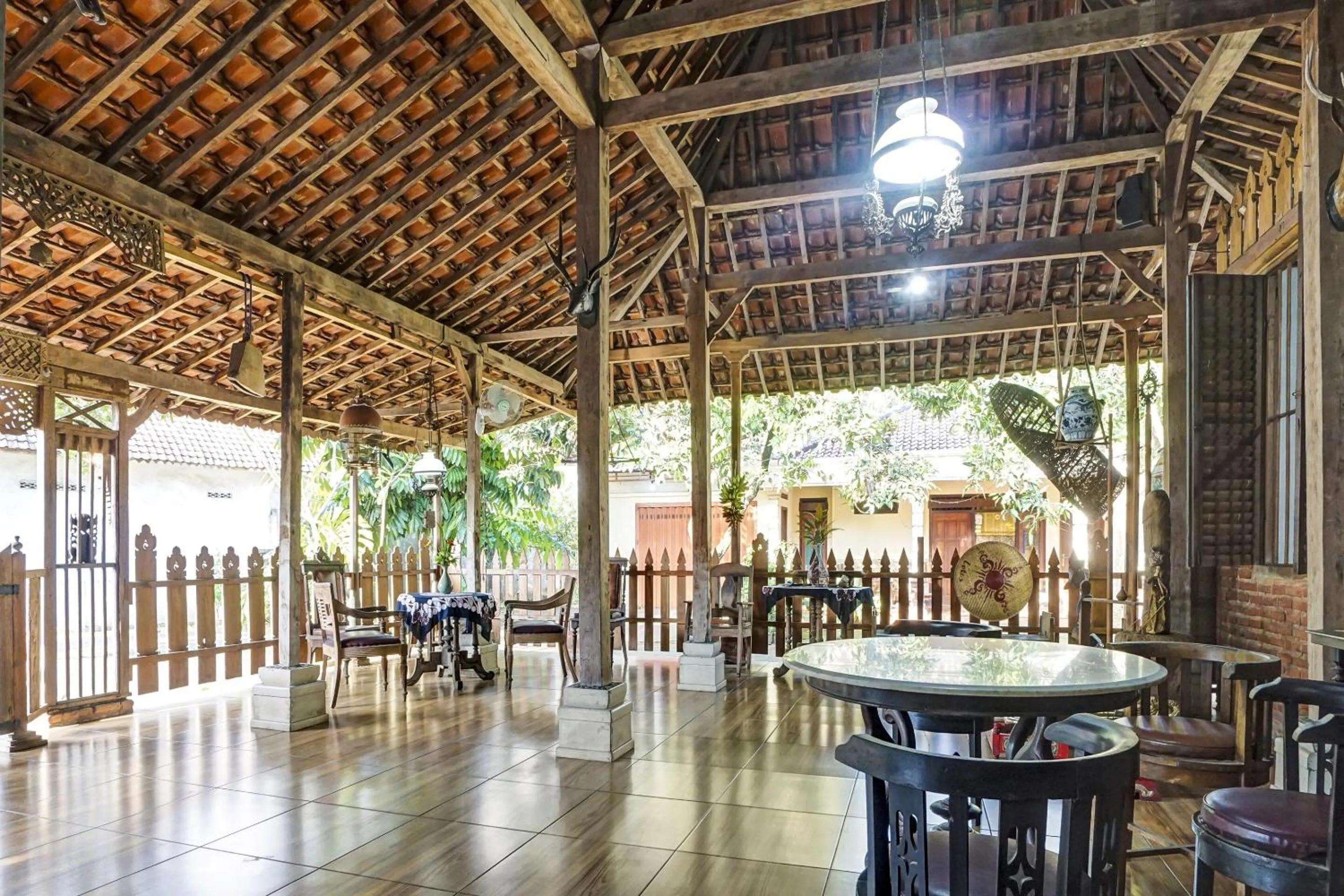 Lobby or reception in Hotel O Desa Wisata Kampung Majapahit