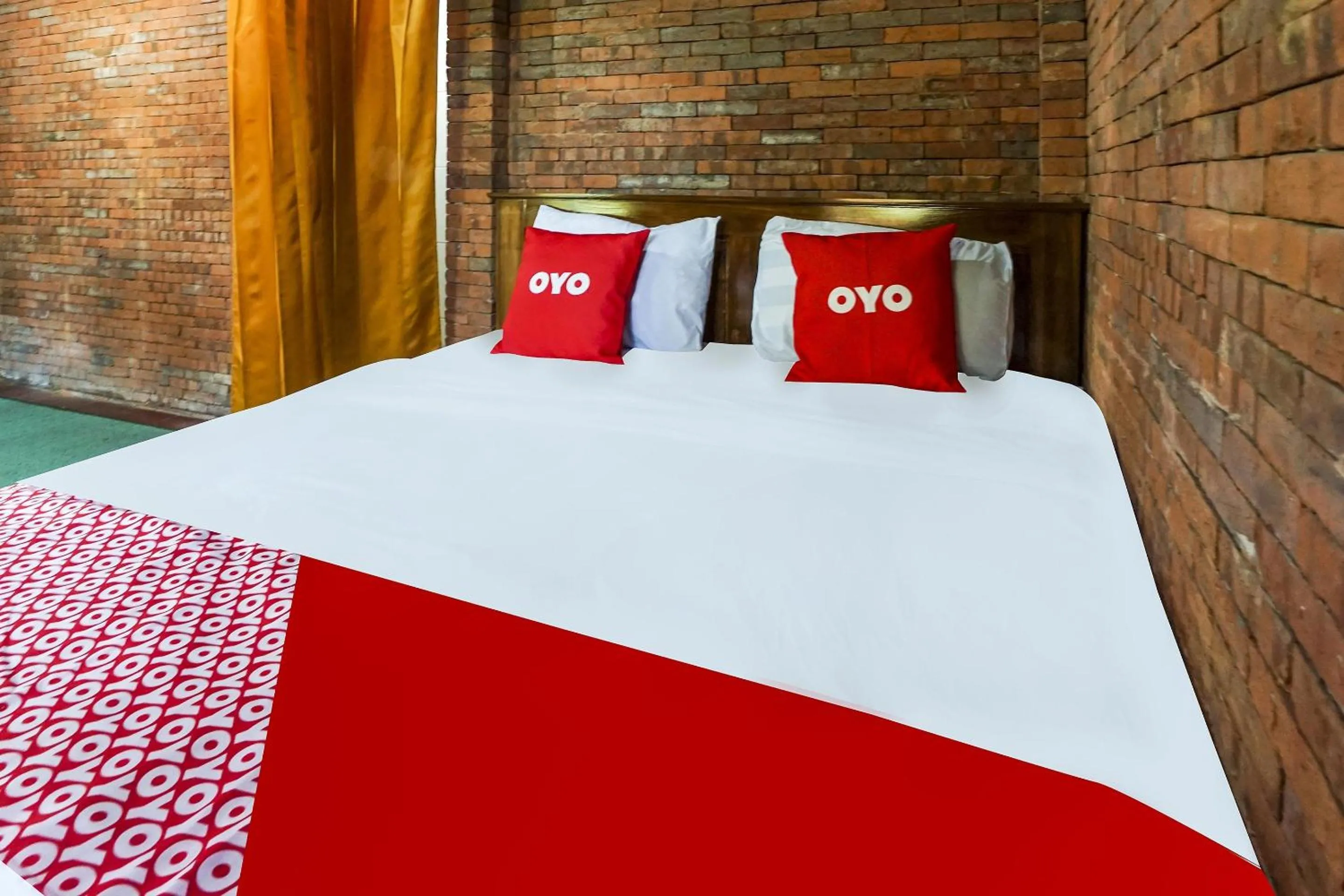 Bedroom, Bed in Hotel O Desa Wisata Kampung Majapahit