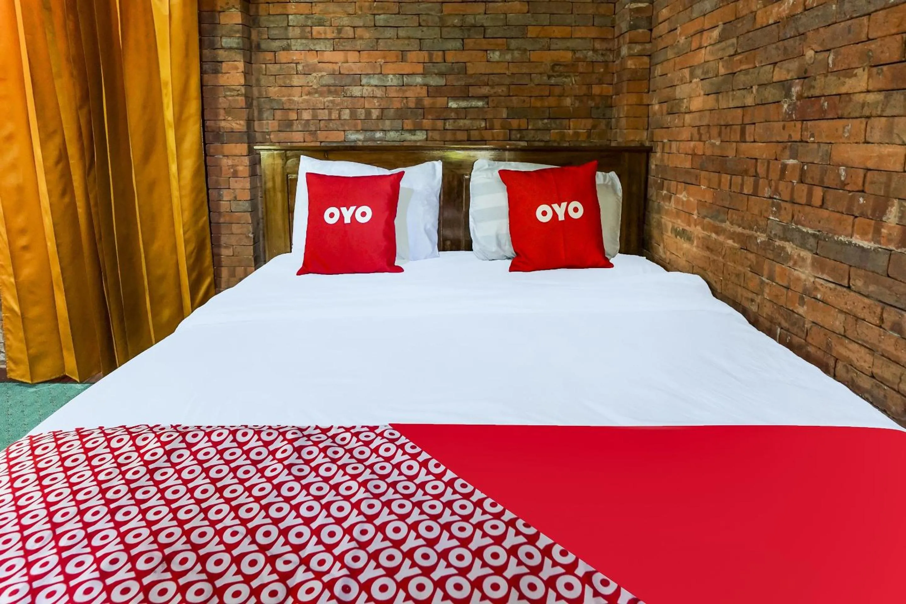 Bedroom, Bed in Hotel O Desa Wisata Kampung Majapahit