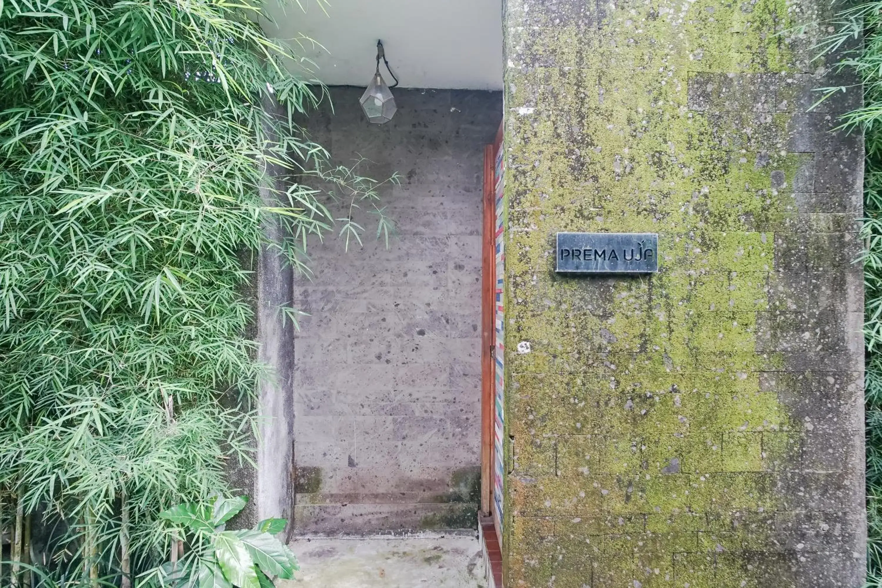 Facade/entrance in Prema Uja Villas Facade/entrance in Prema Uja Villas