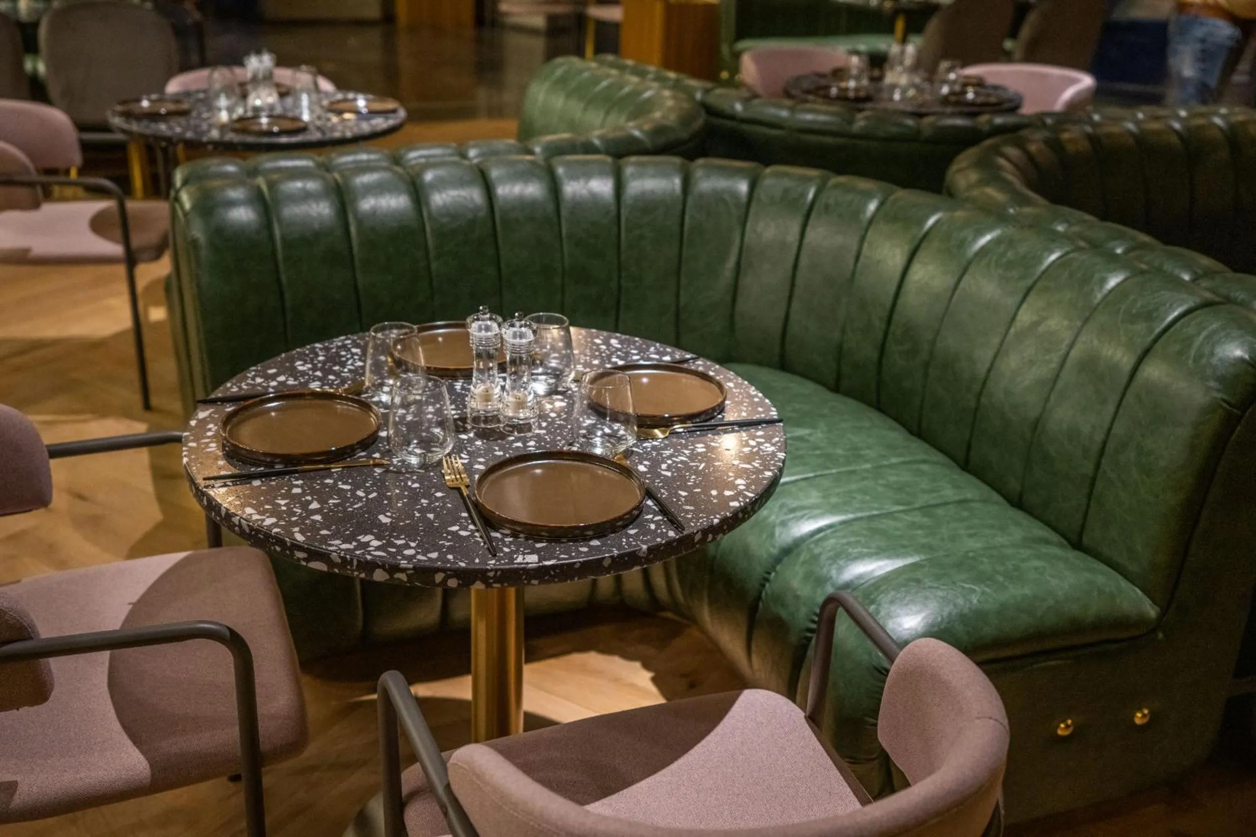 Restaurant/places to eat in The House Hotel Al Khiran