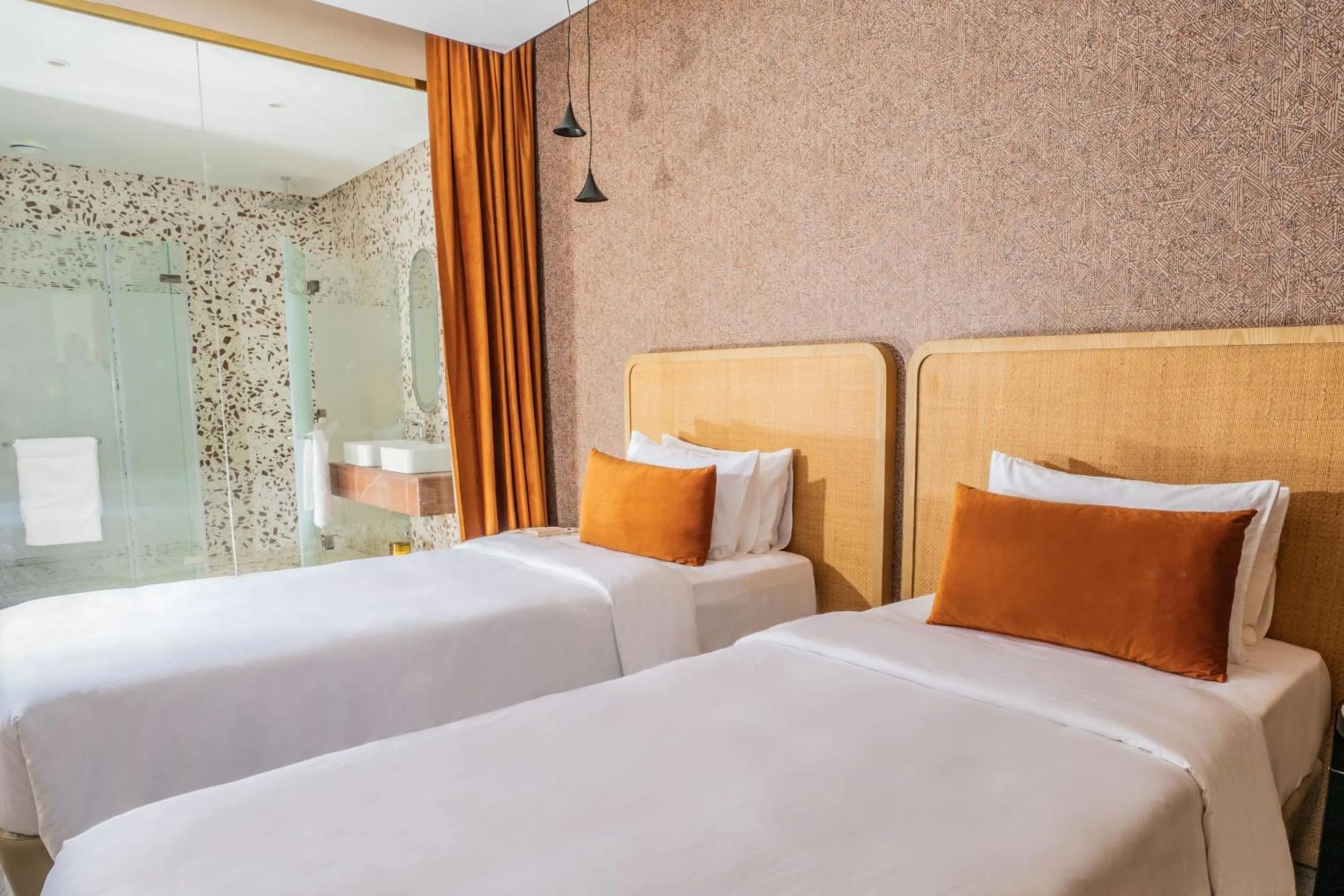Shower, Bed in The House Hotel Al Khiran