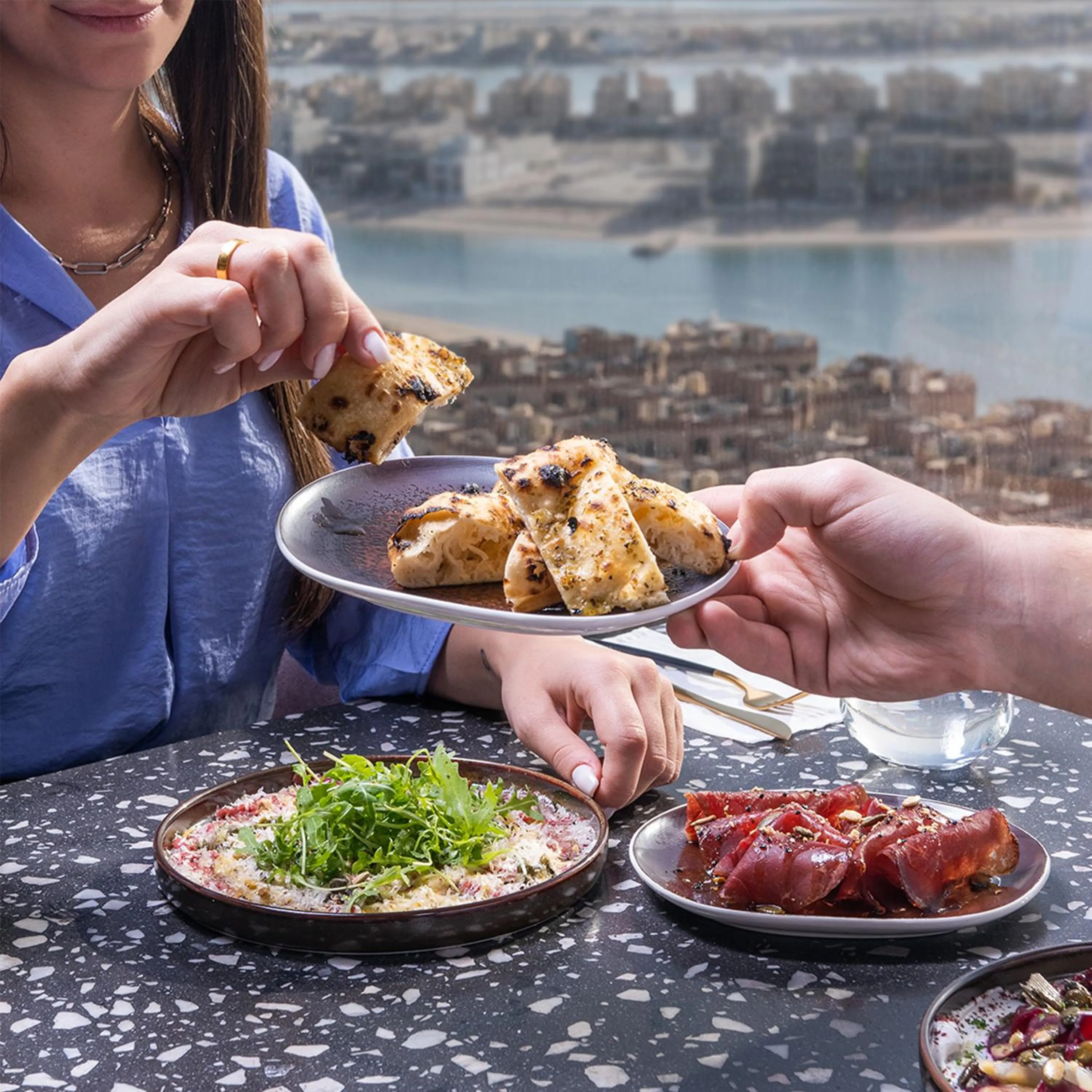 Restaurant/places to eat in The House Hotel Al Khiran