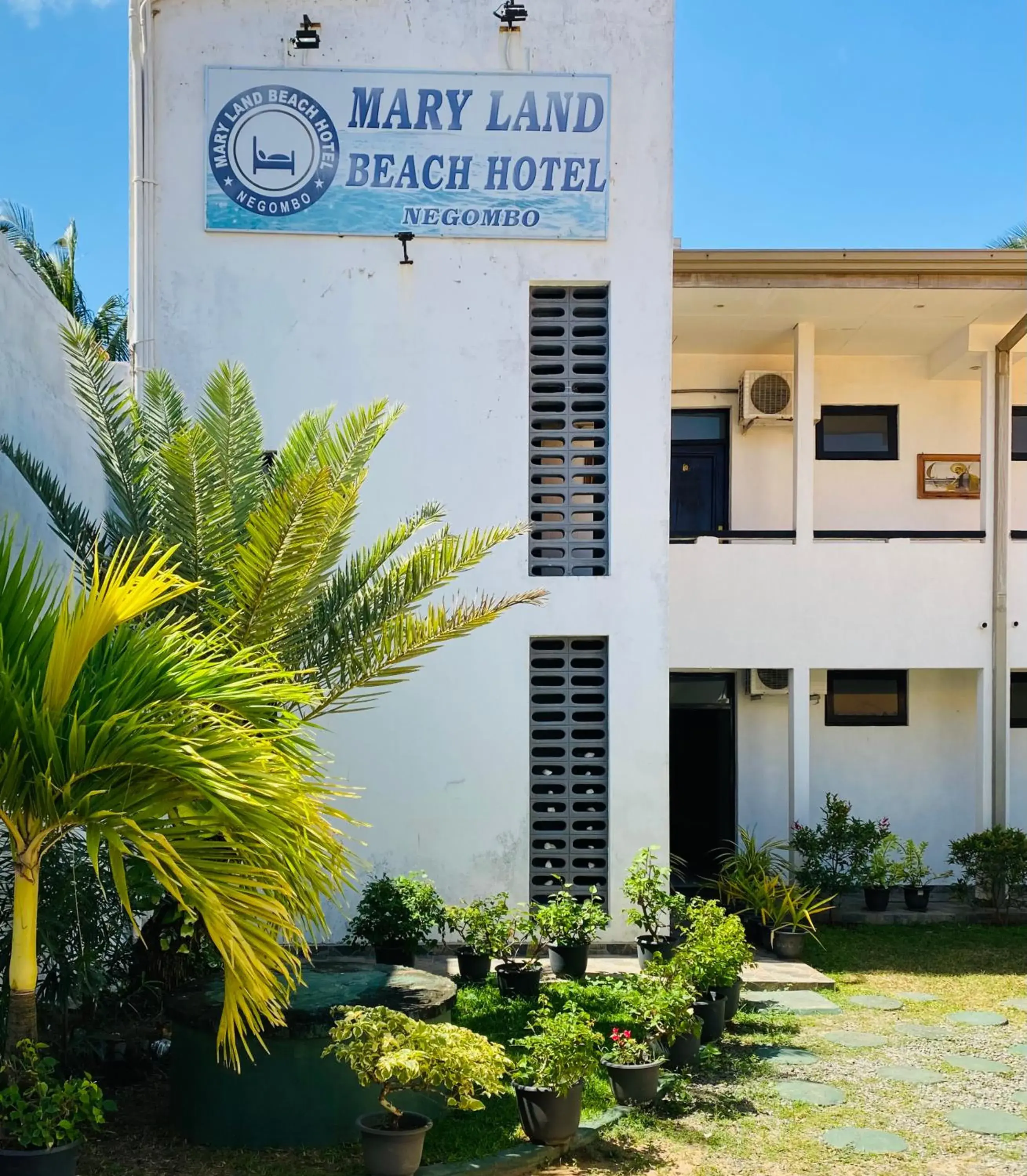 Mary Land Beach Hotel Mary Land Beach Hotel