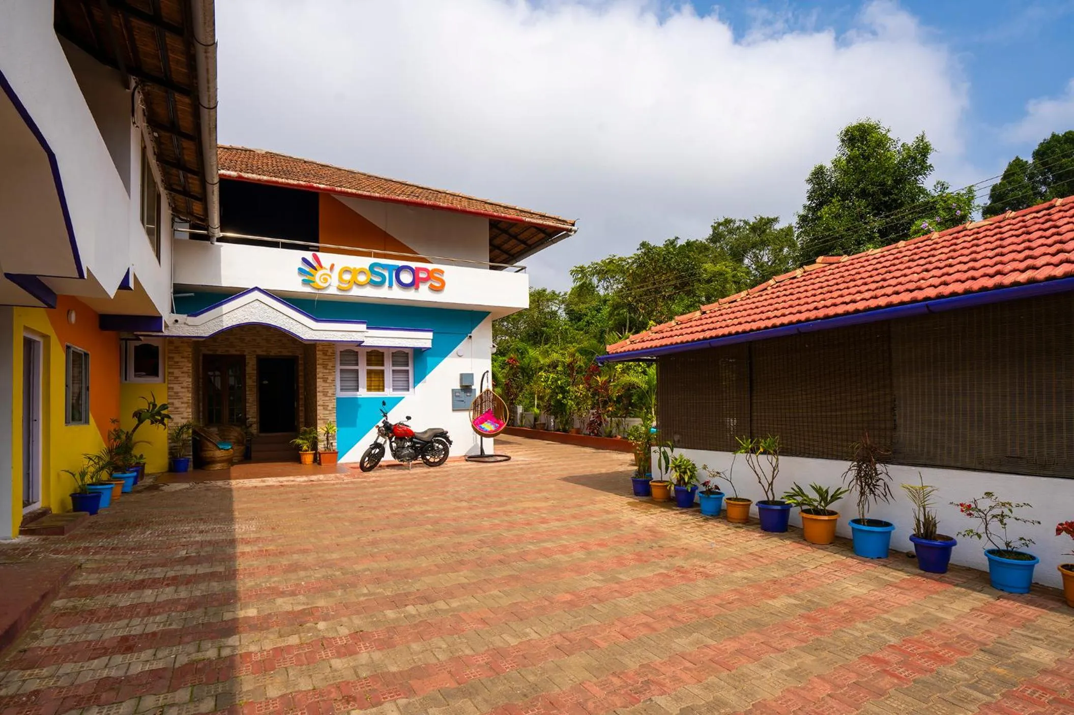 Facade/entrance in goSTOPS Coorg