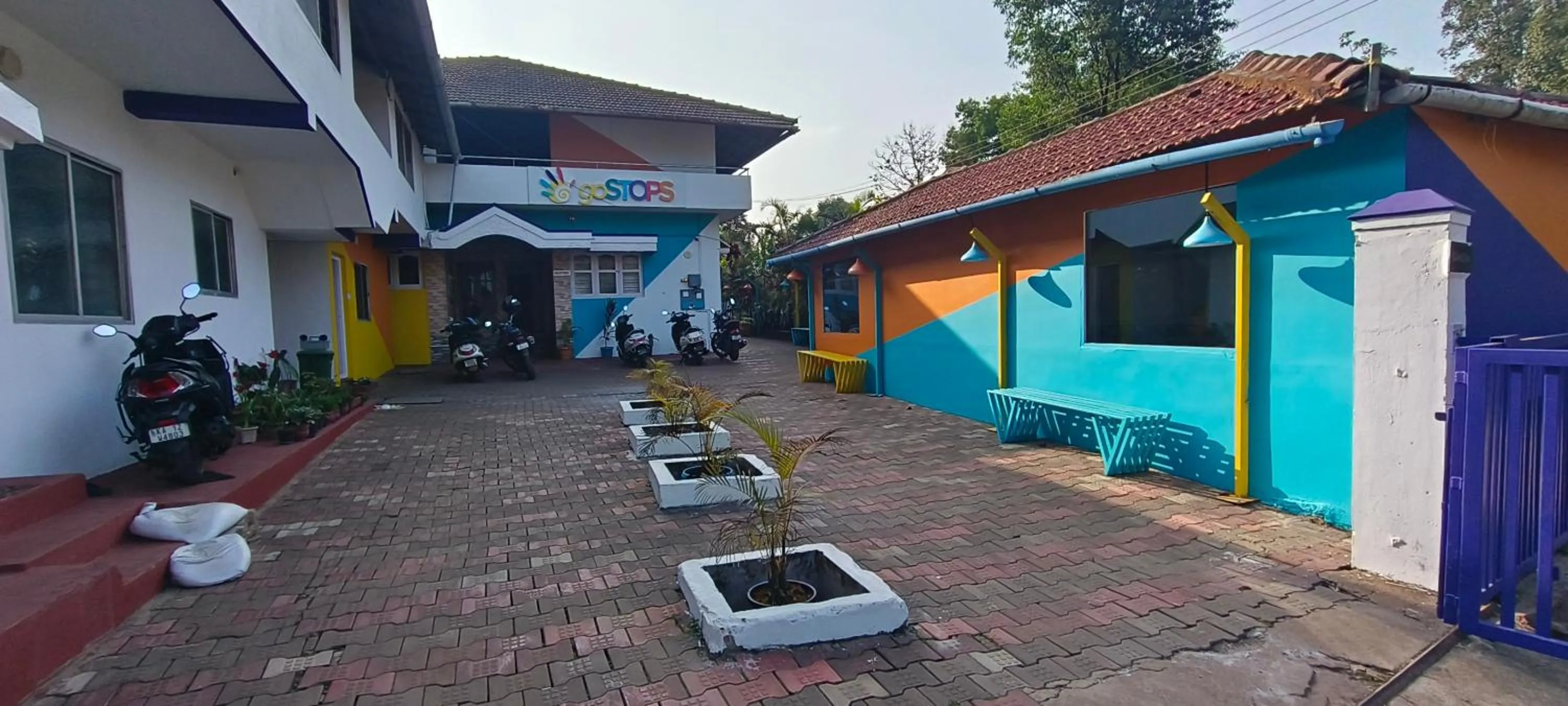 Facade/entrance in goSTOPS Coorg