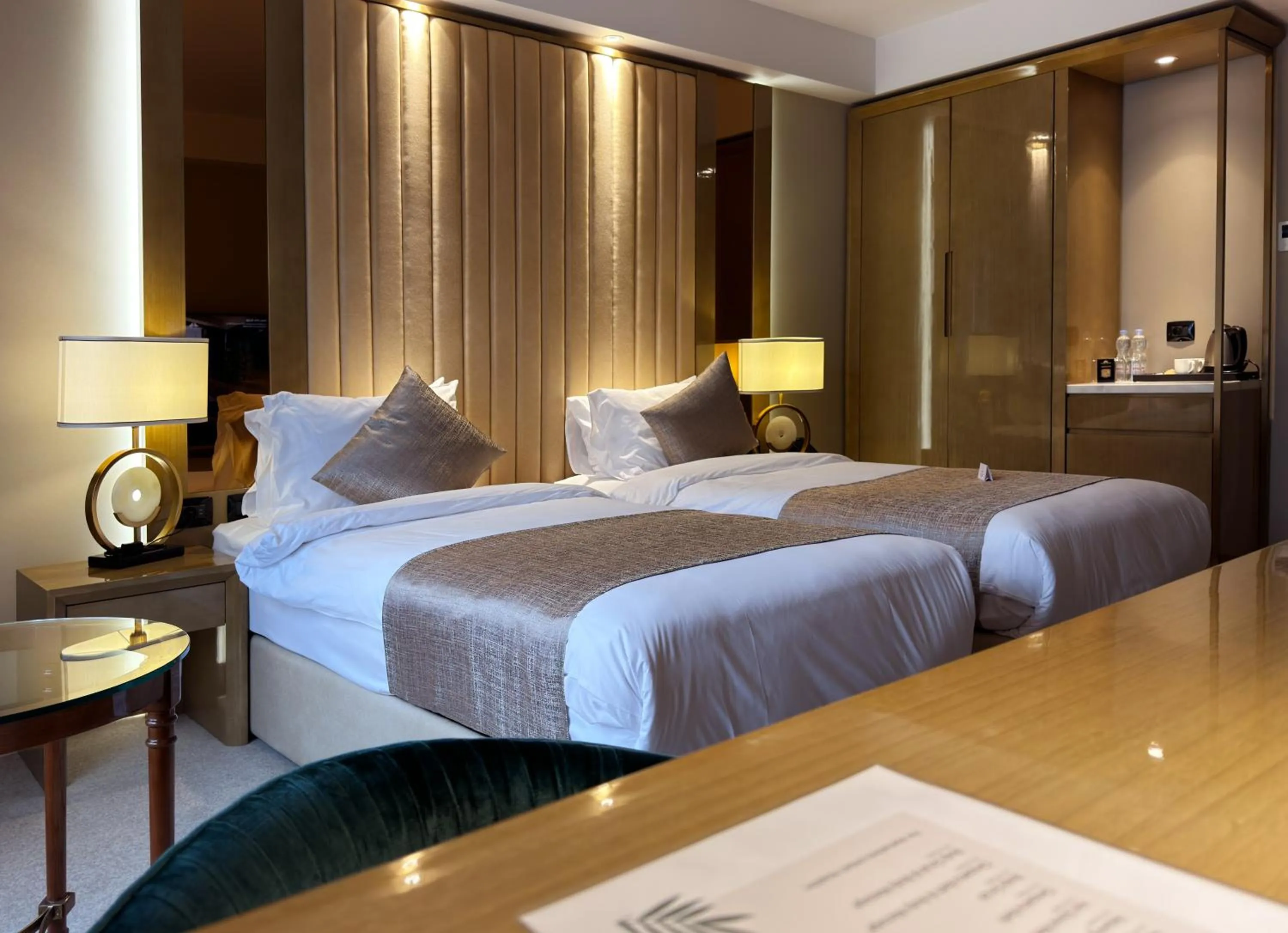 TV and multimedia, Bed in Marjan Plaza Hotel