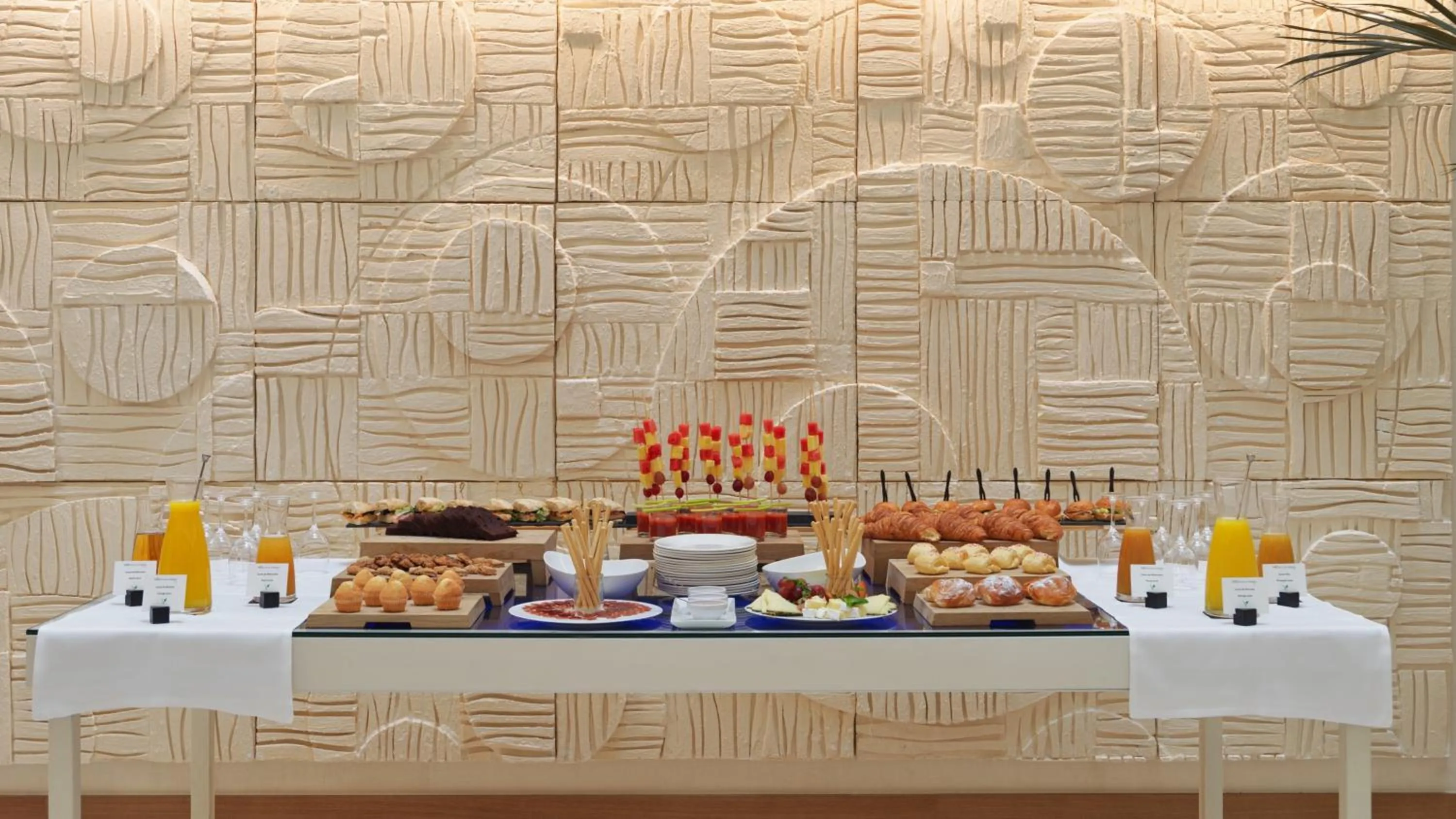 Business facilities in H10 Croma Málaga