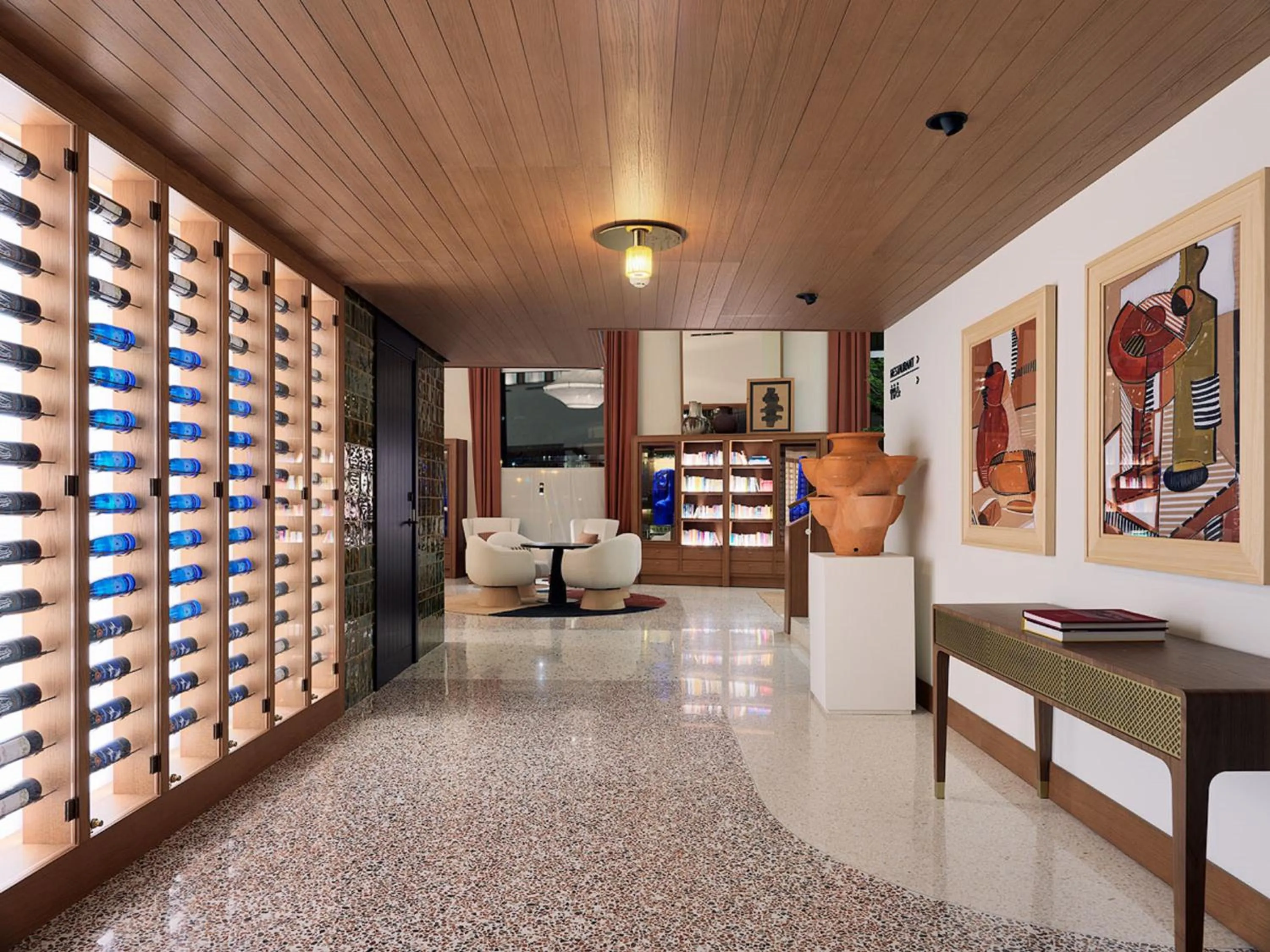 Entertainment in H10 Croma Málaga