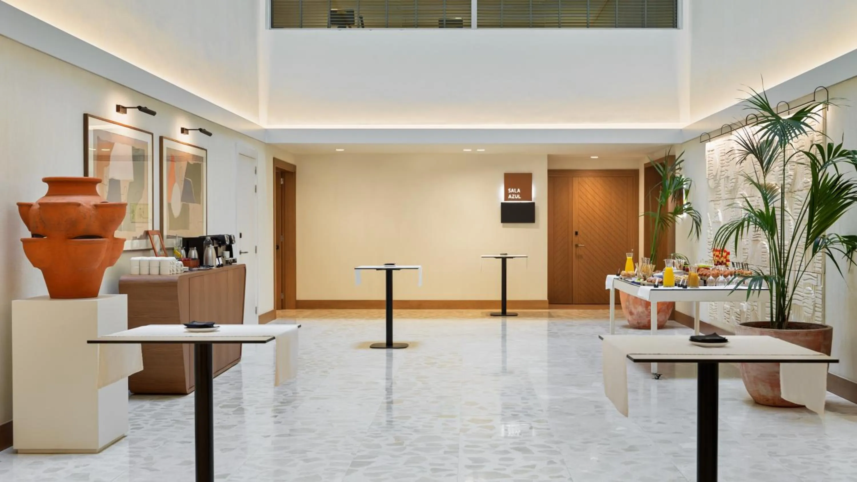 Business facilities in H10 Croma Málaga
