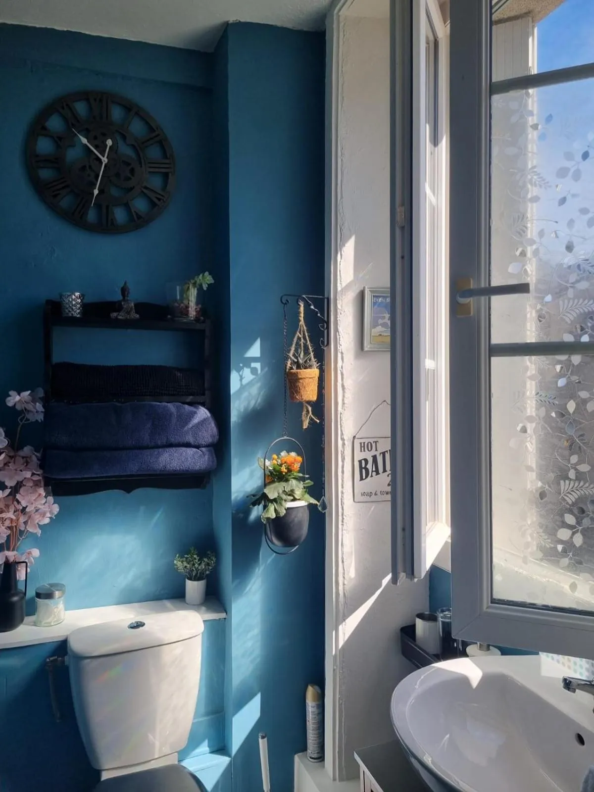 Bathroom in L'AnciennePoste